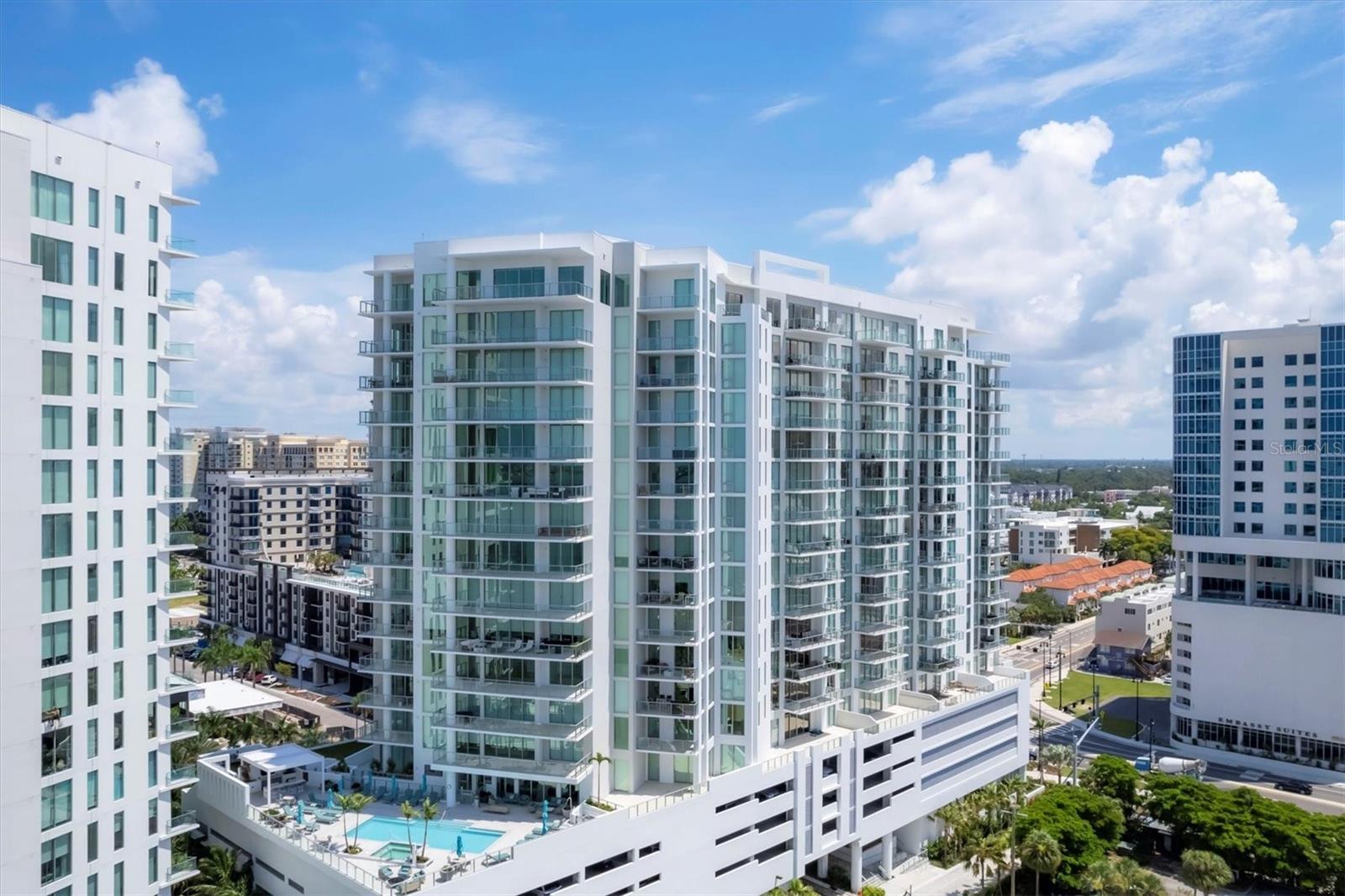BAYSO SARASOTA - Residential