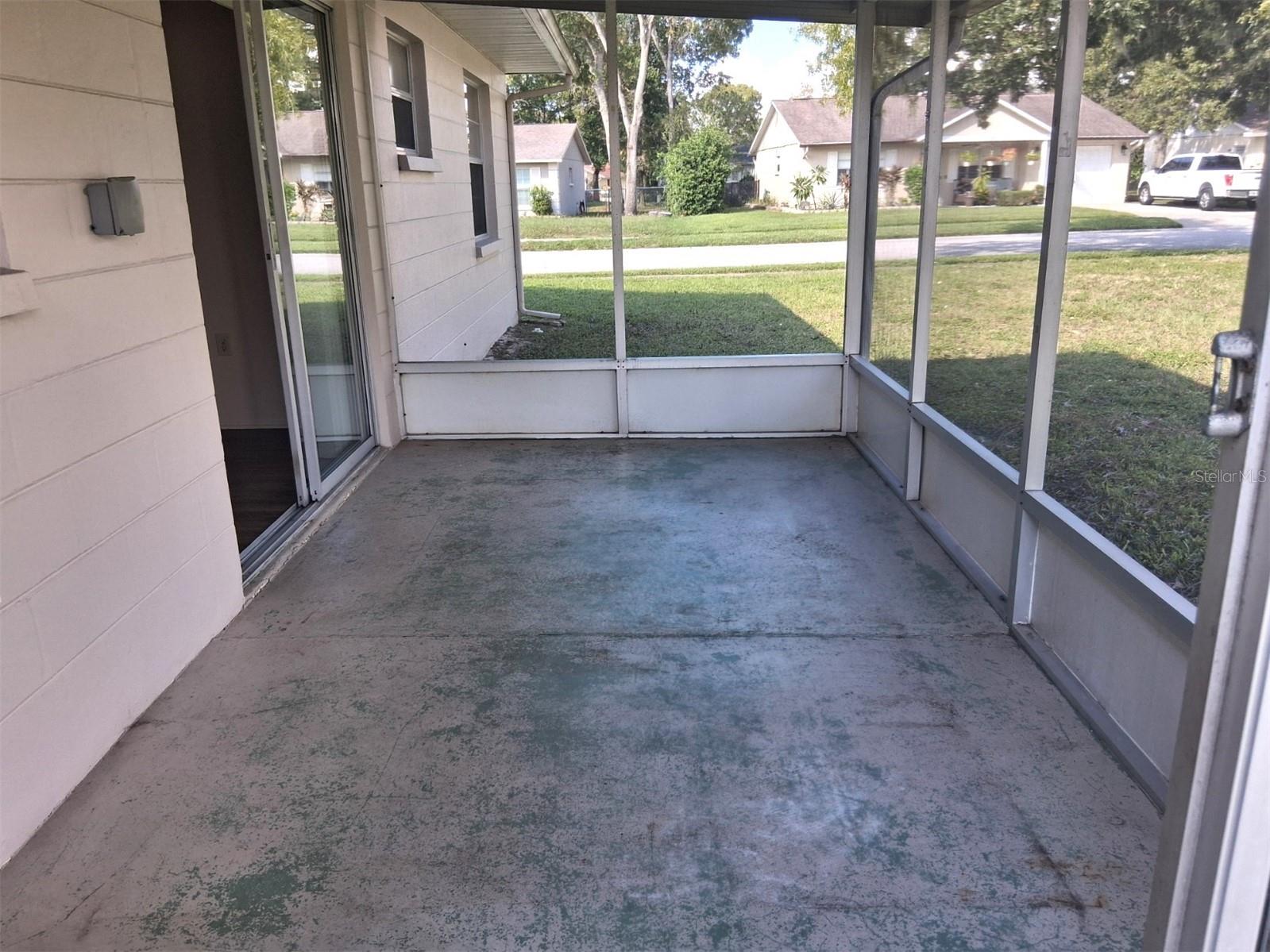 WOODWARD VILLAGE - Residential Lease