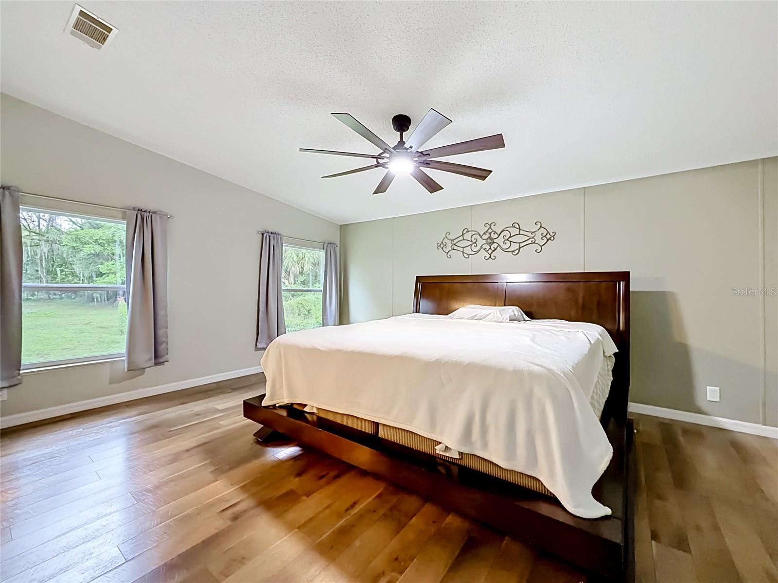 NORTHWOOD - Residential