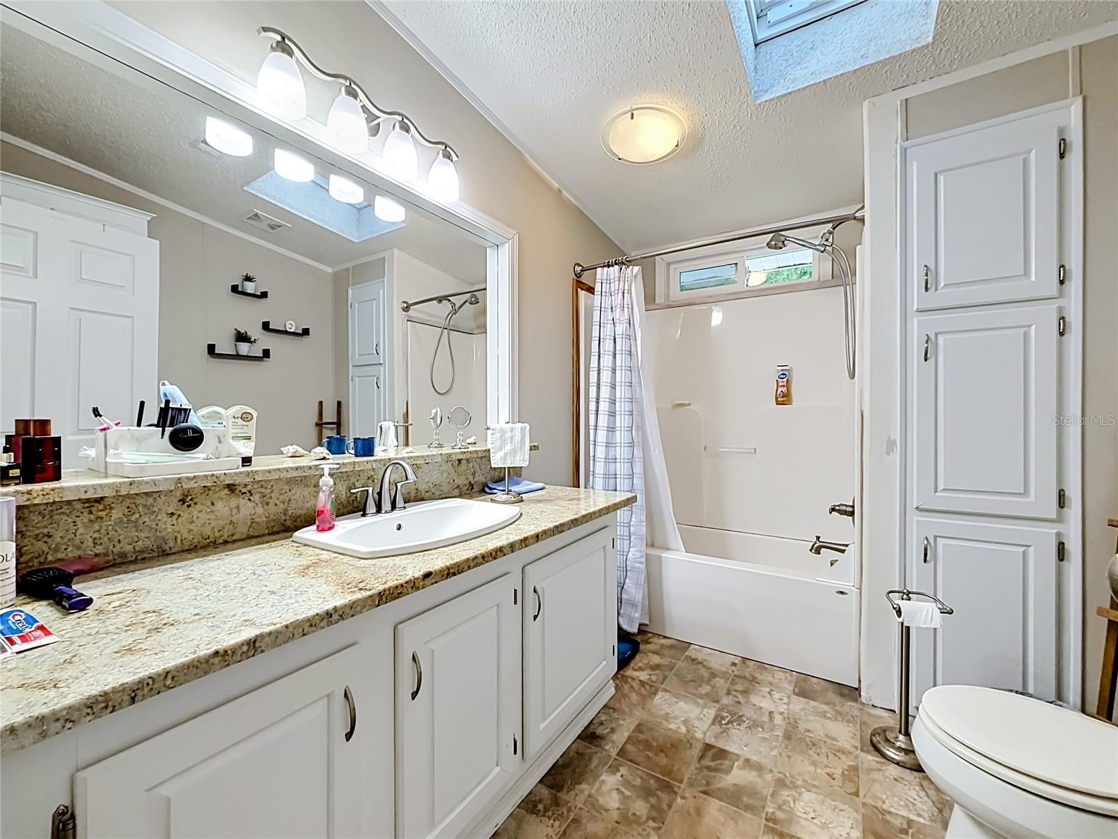 NORTHWOOD - Residential