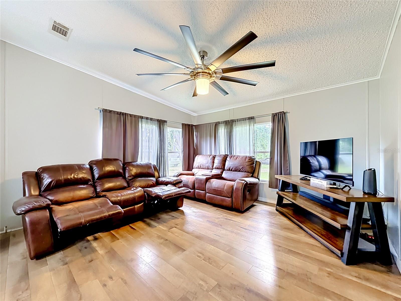 NORTHWOOD - Residential