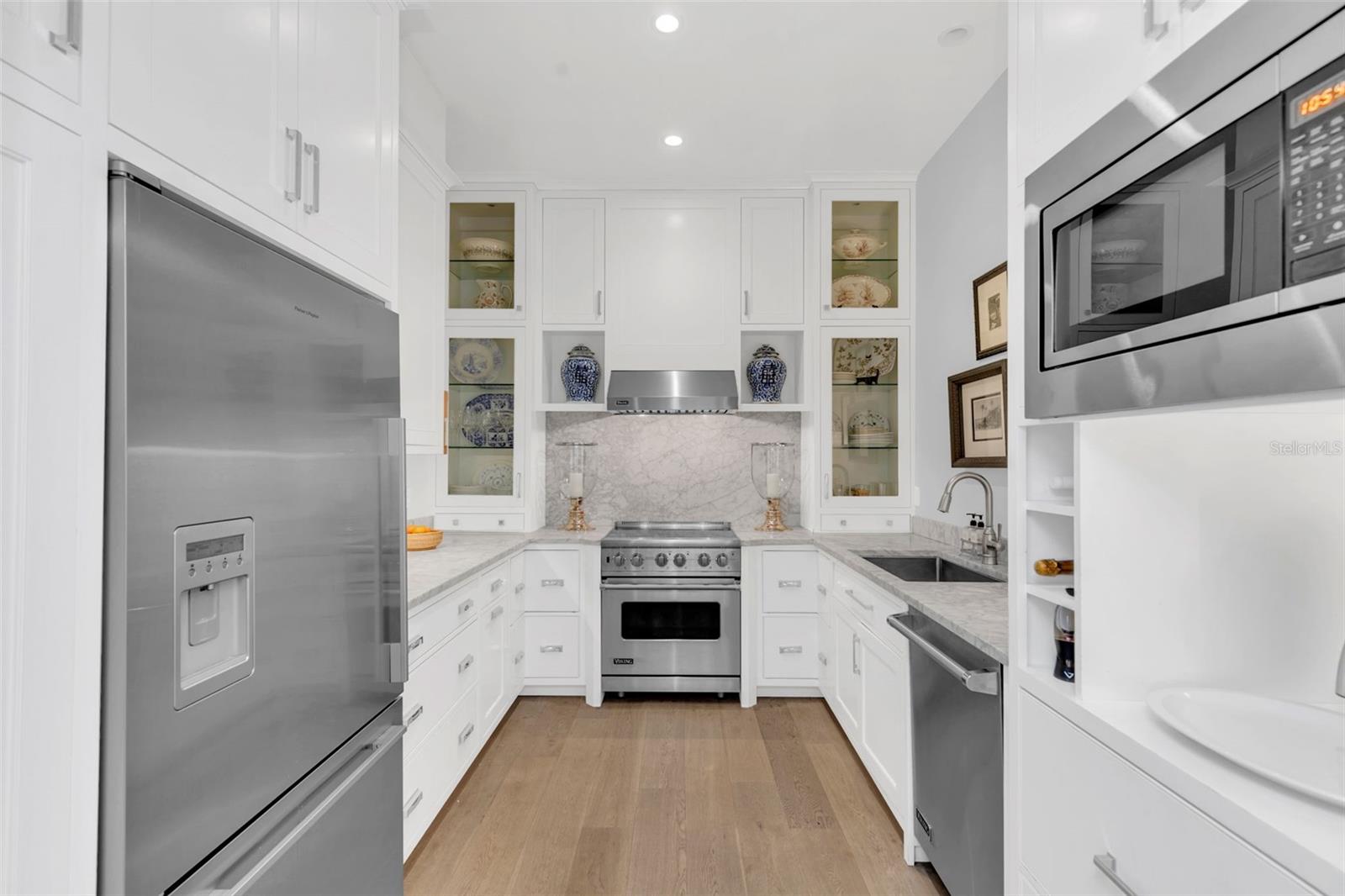 ALABAMA CONDO - Residential