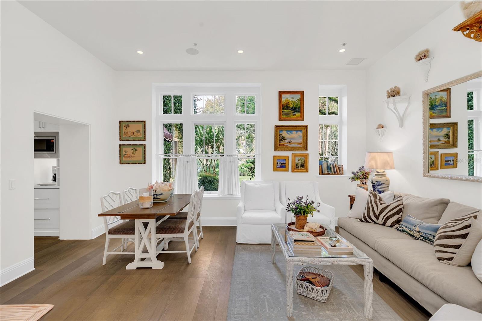 ALABAMA CONDO - Residential