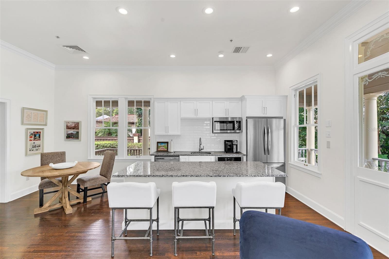 ALABAMA CONDO - Residential