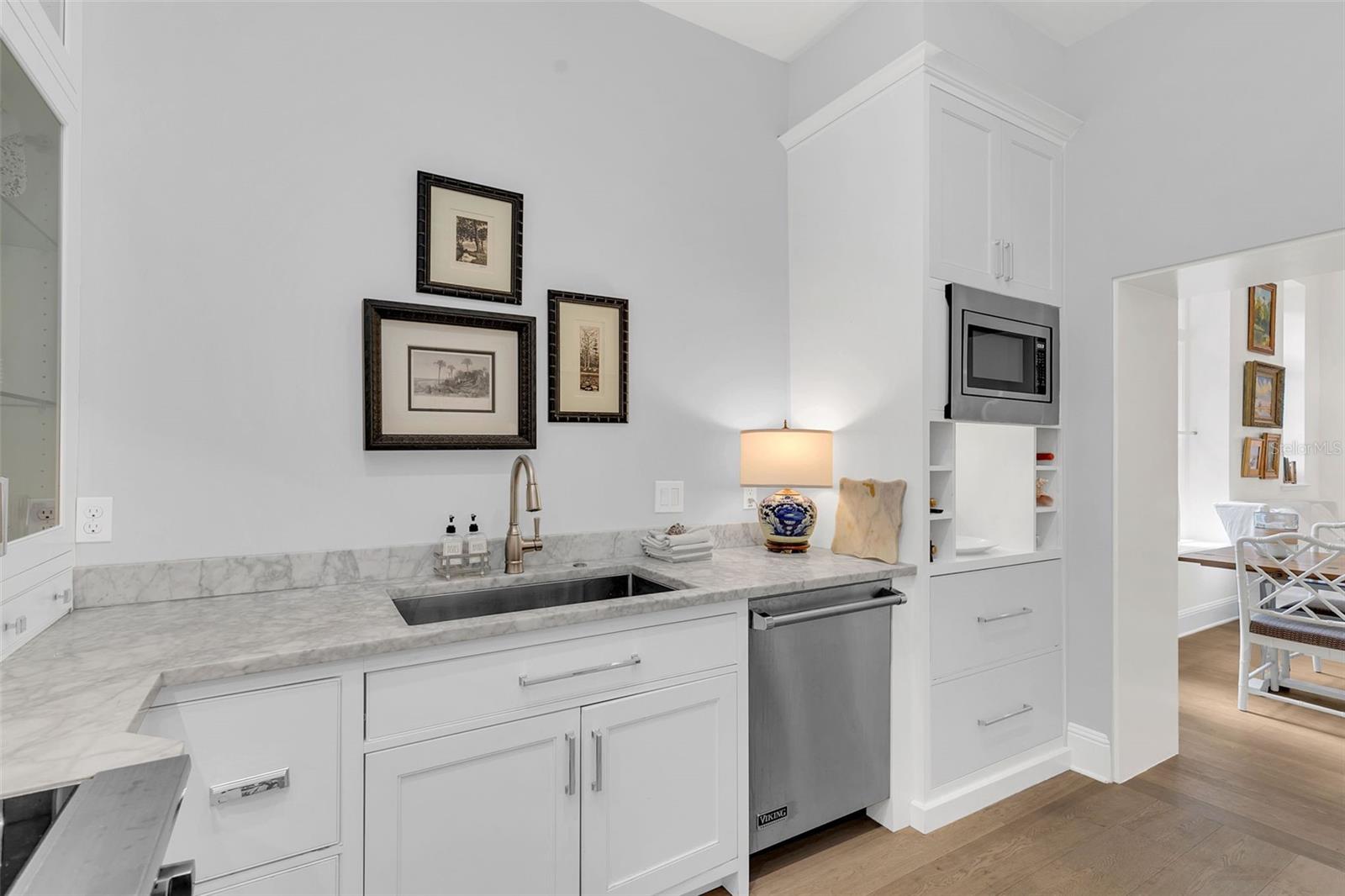 ALABAMA CONDO - Residential