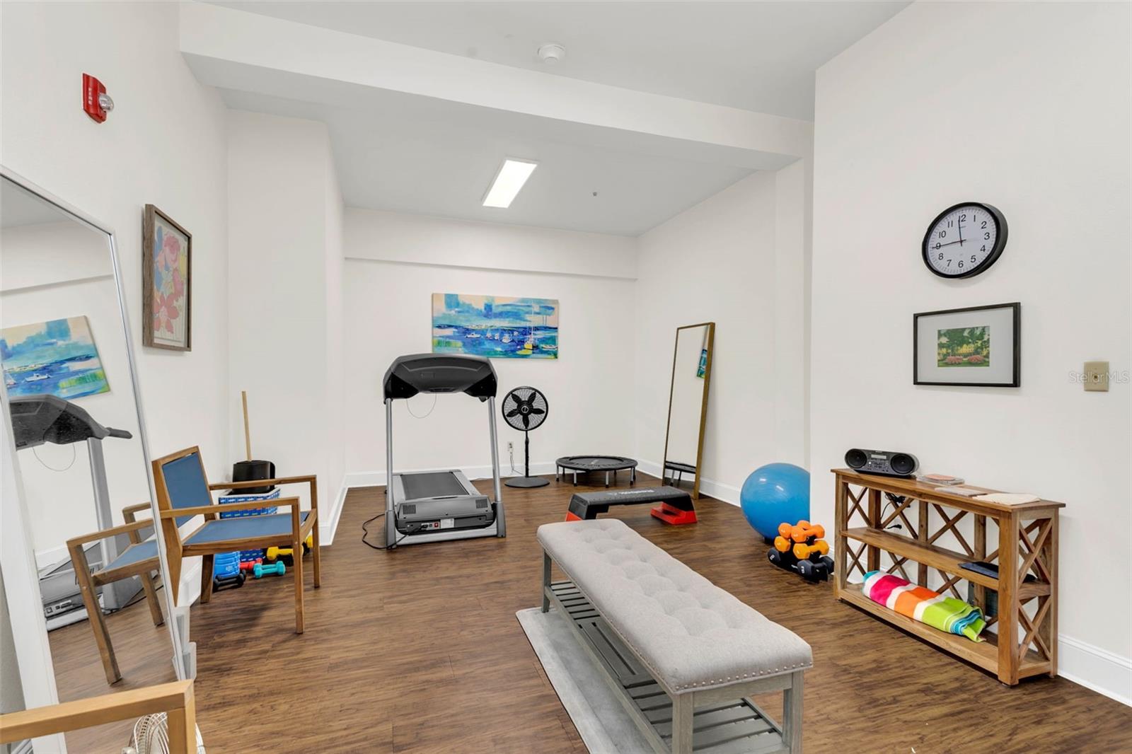 ALABAMA CONDO - Residential