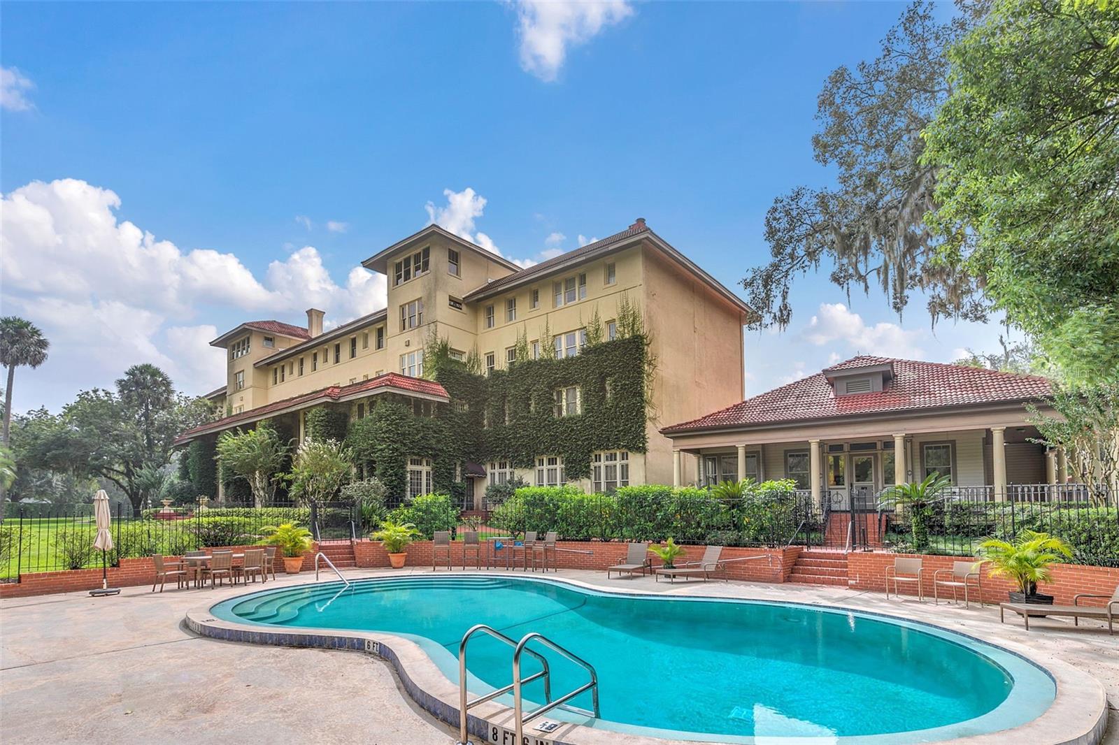 ALABAMA CONDO - Residential