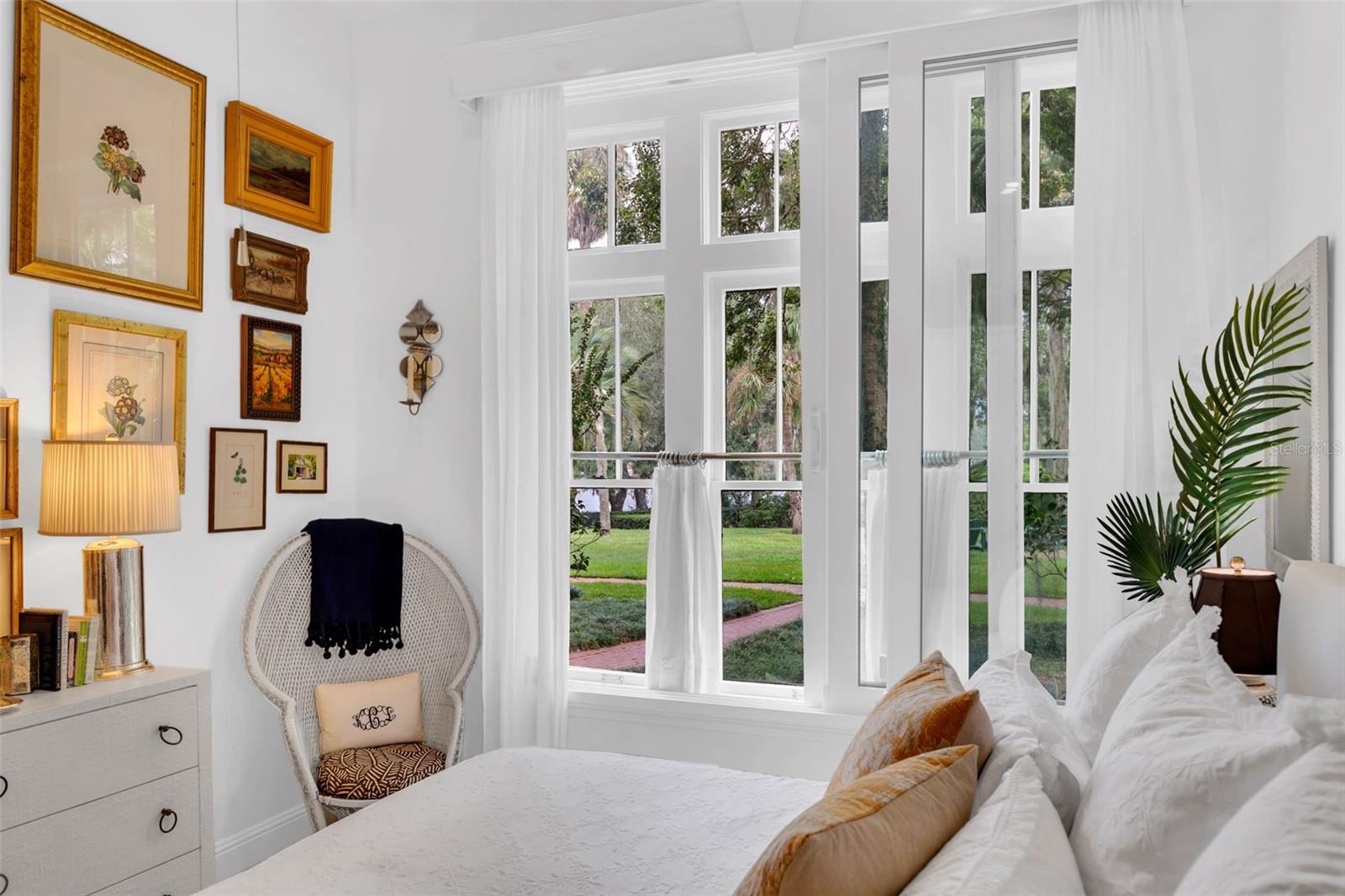 ALABAMA CONDO - Residential