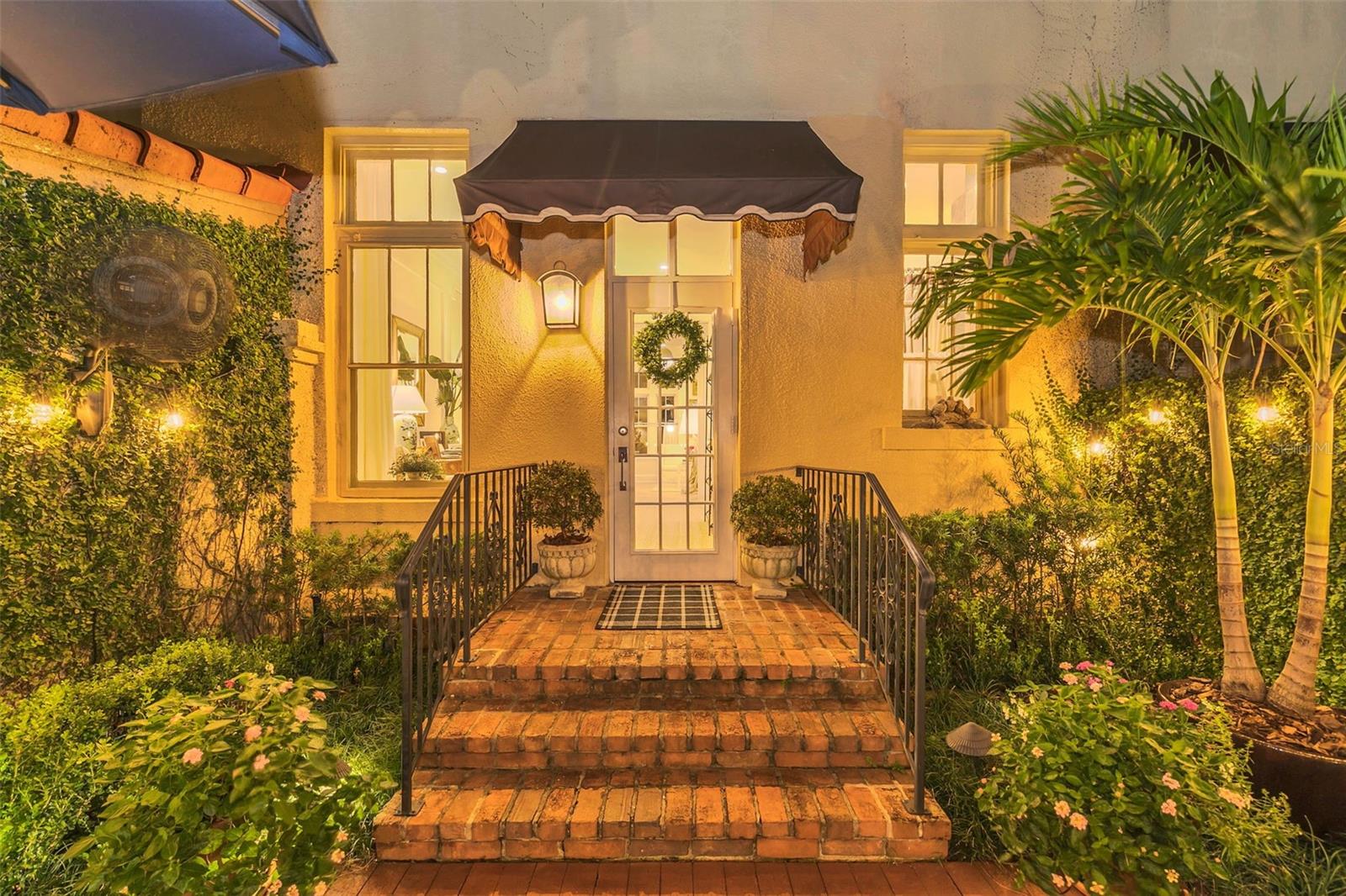 ALABAMA CONDO - Residential