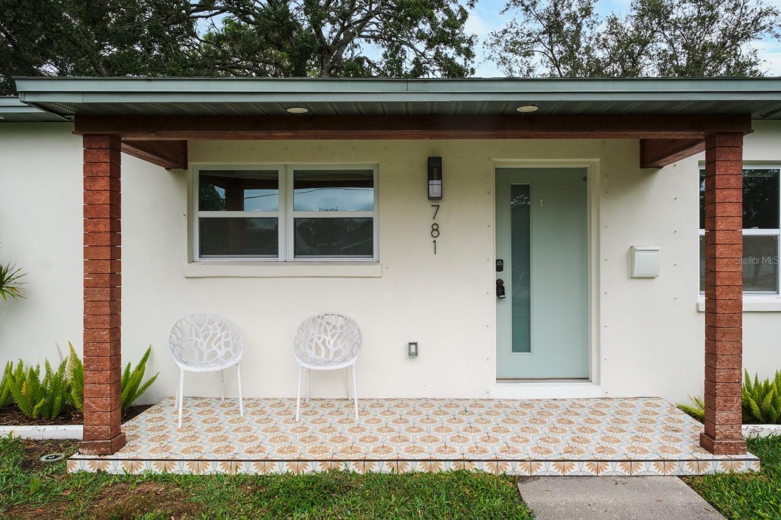 SNELL SHORES - Residential Lease