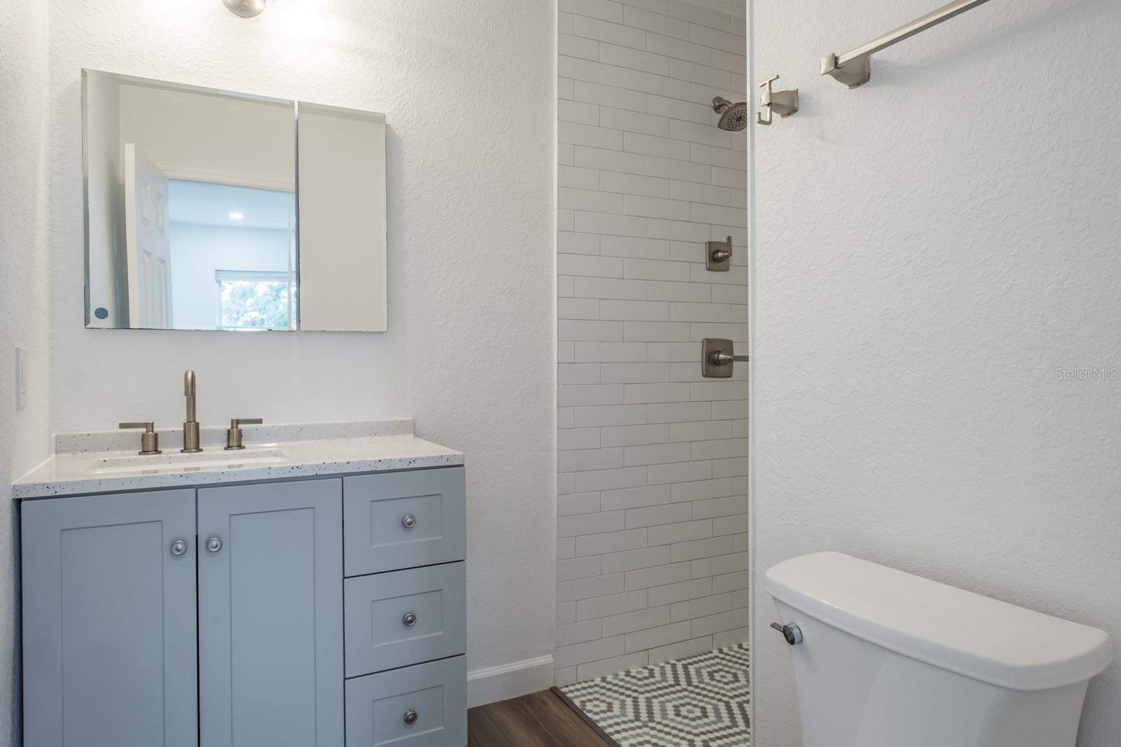 SNELL SHORES - Residential Lease