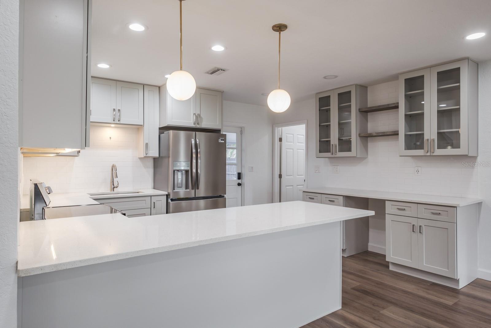 SNELL SHORES - Residential Lease