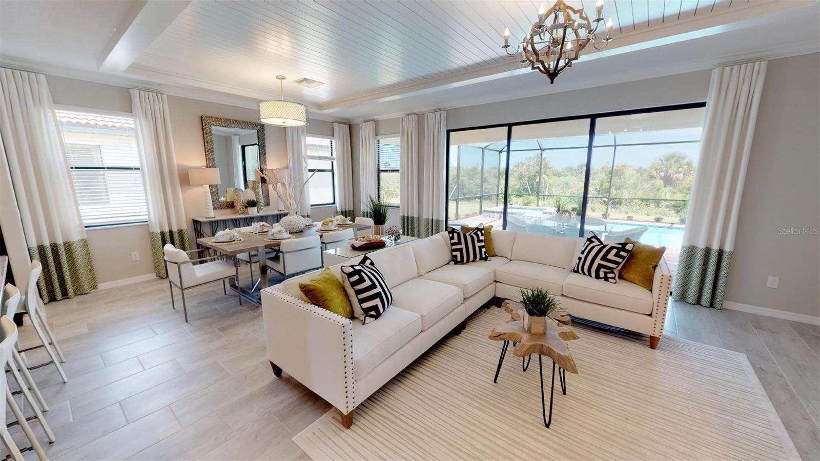 LORRAINE LAKES - Residential