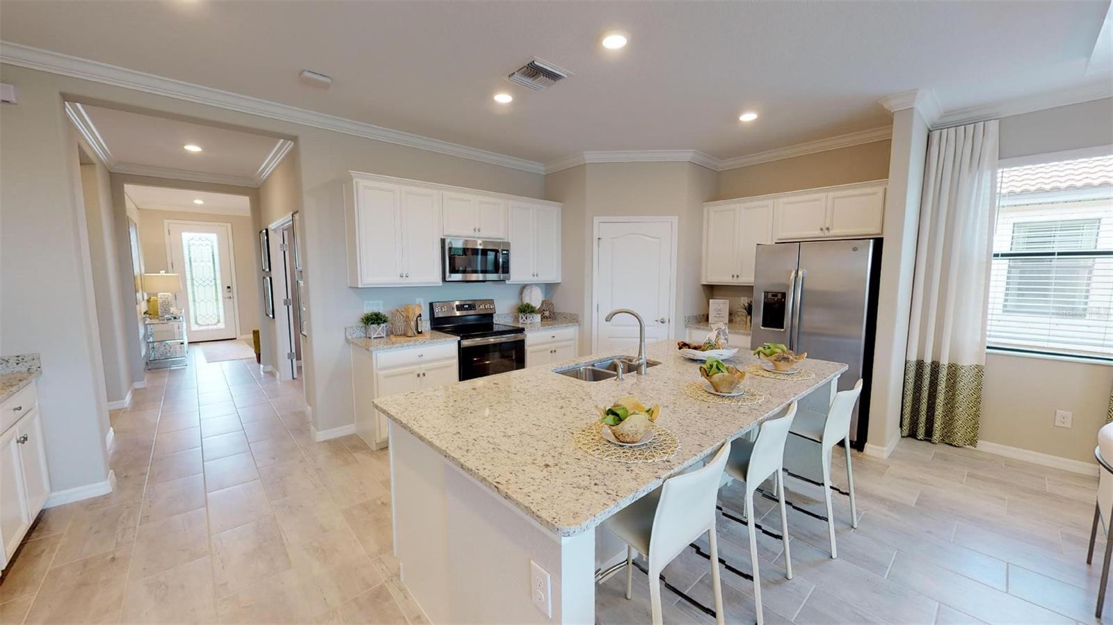 LORRAINE LAKES - Residential