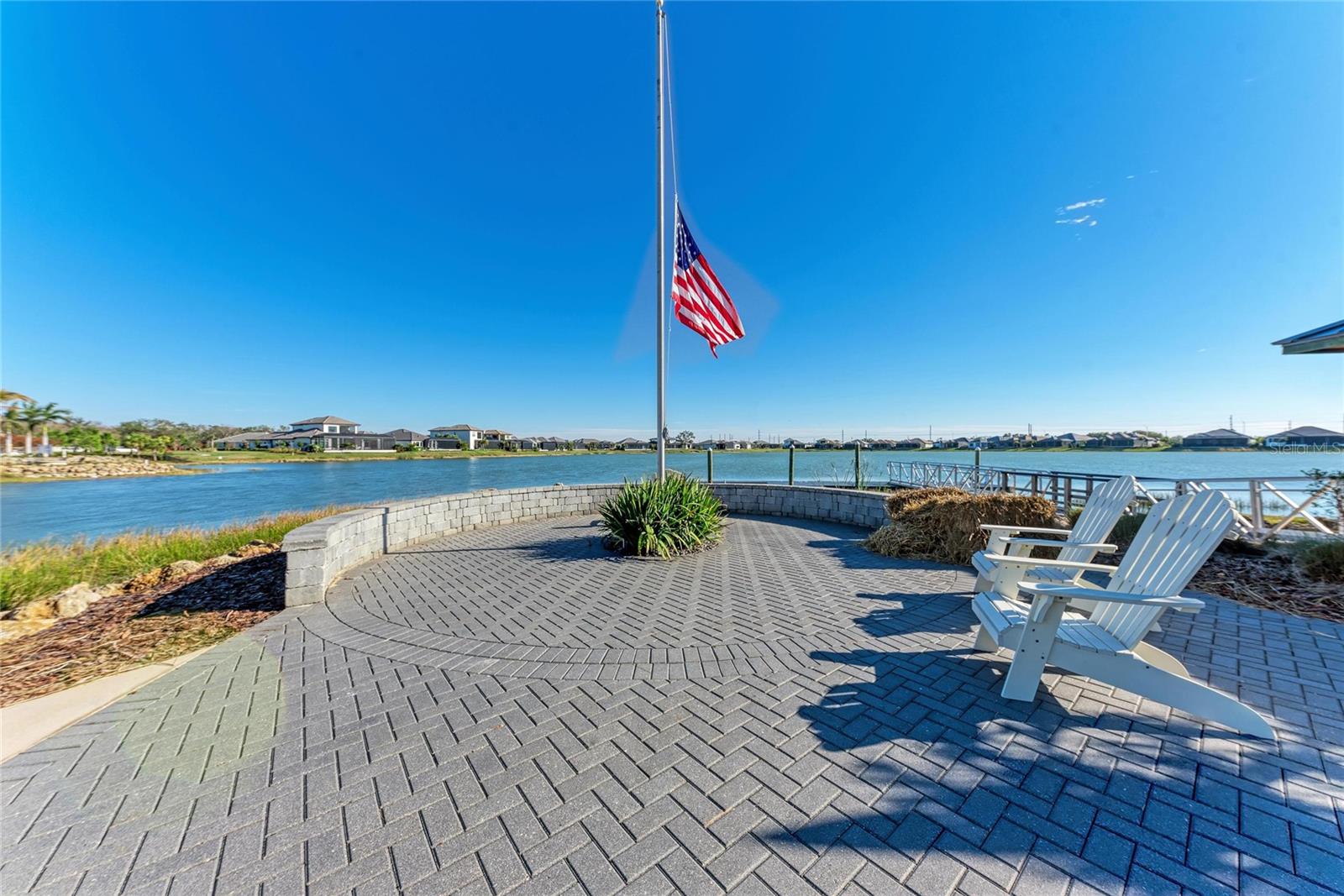 LAKEHOUSE COVE/WATERSIDE PH 4 - Residential