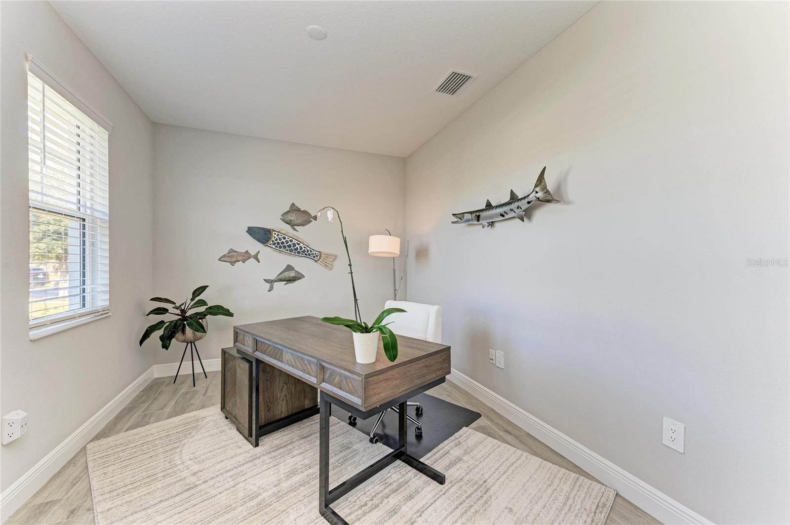 LAKEHOUSE COVE/WATERSIDE PH 4 - Residential