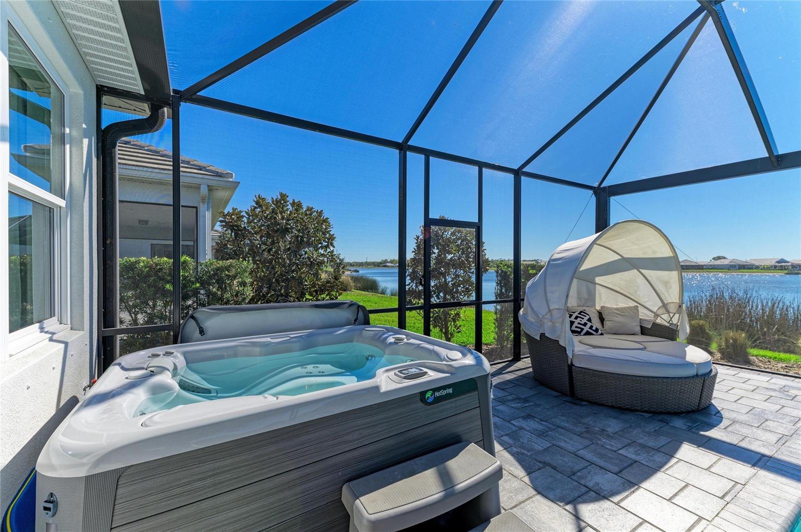 LAKEHOUSE COVE/WATERSIDE PH 4 - Residential