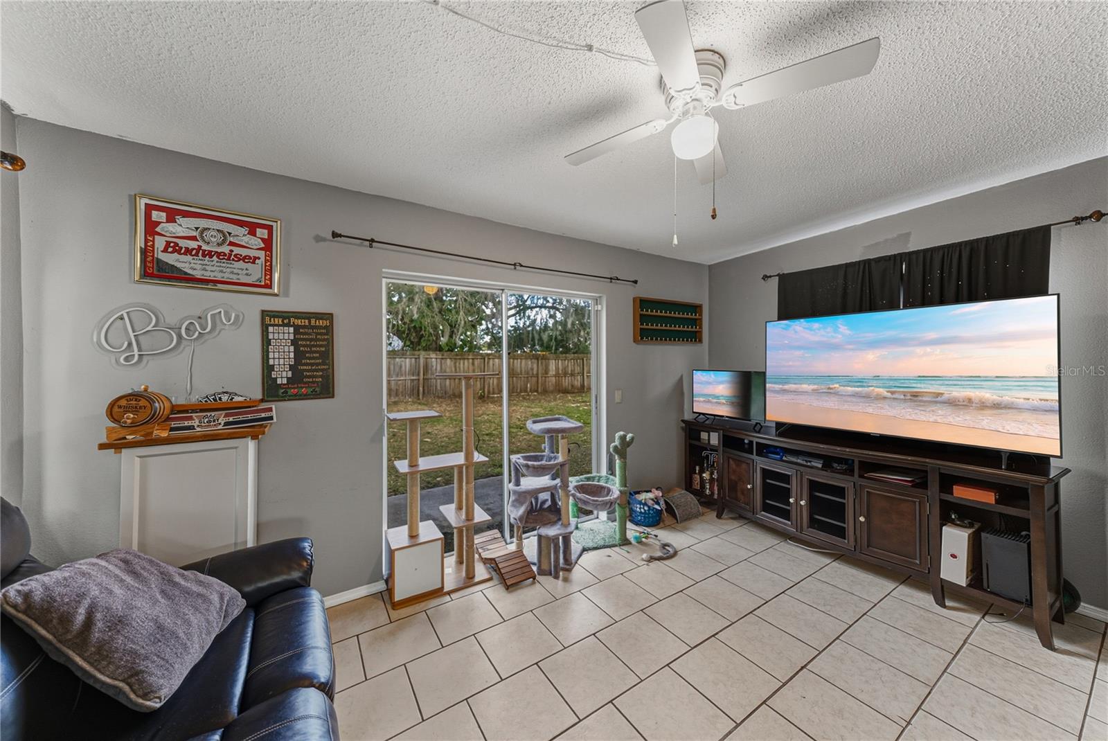 VENICE ESTATES - Residential