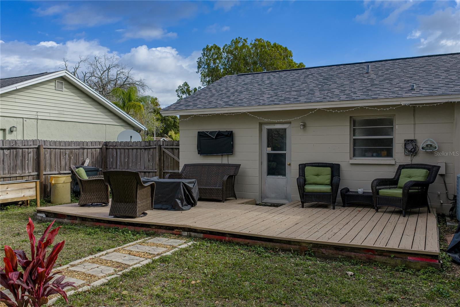 VENICE ESTATES - Residential