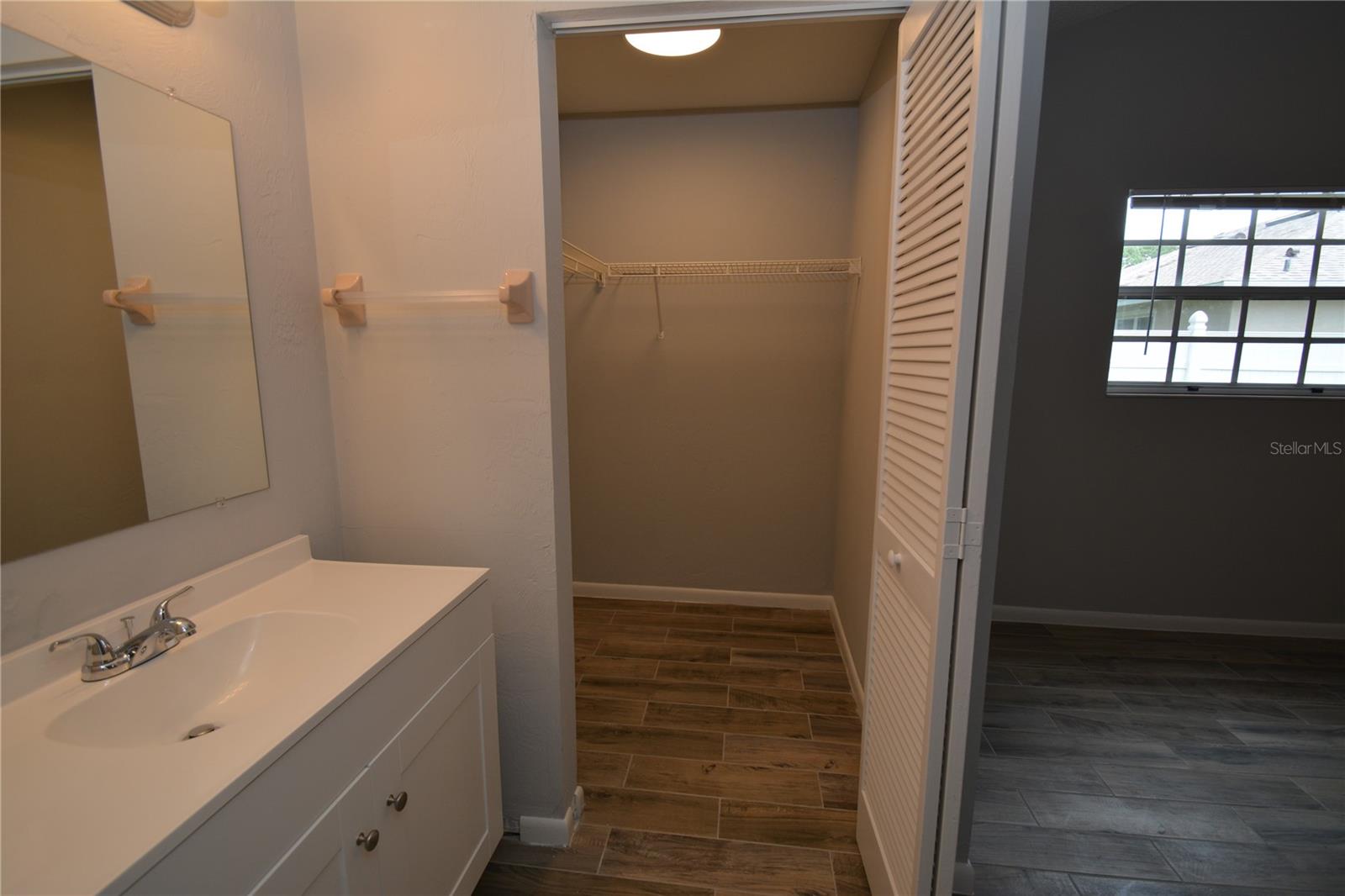 INDIAN TRAILS - Residential Lease