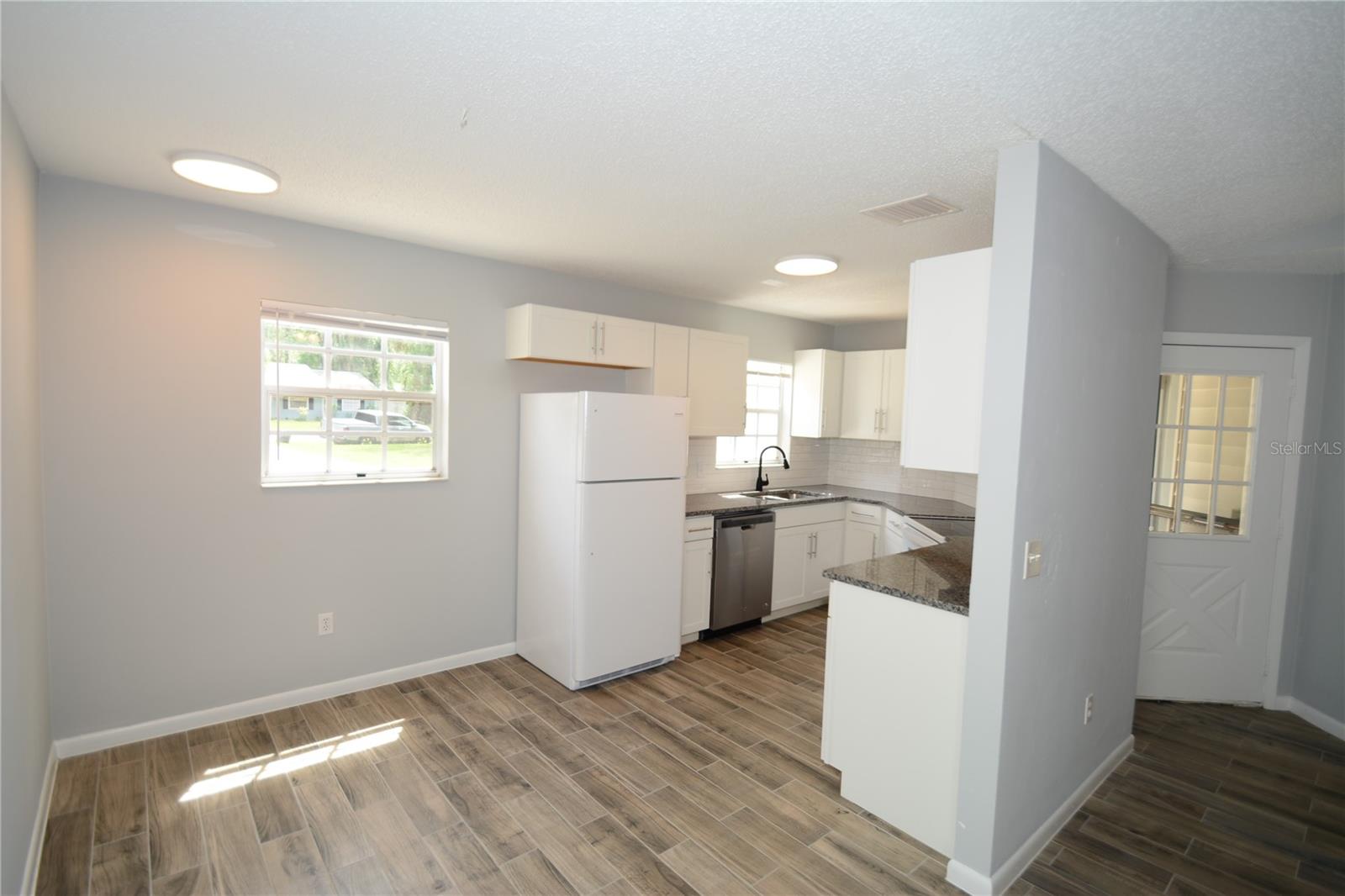 INDIAN TRAILS - Residential Lease