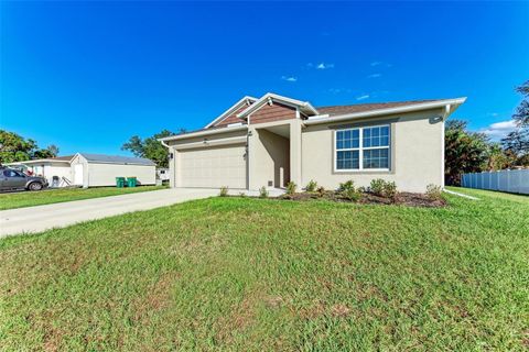 A home in PORT CHARLOTTE