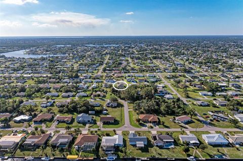 A home in PORT CHARLOTTE