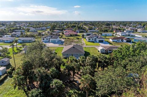 A home in PORT CHARLOTTE