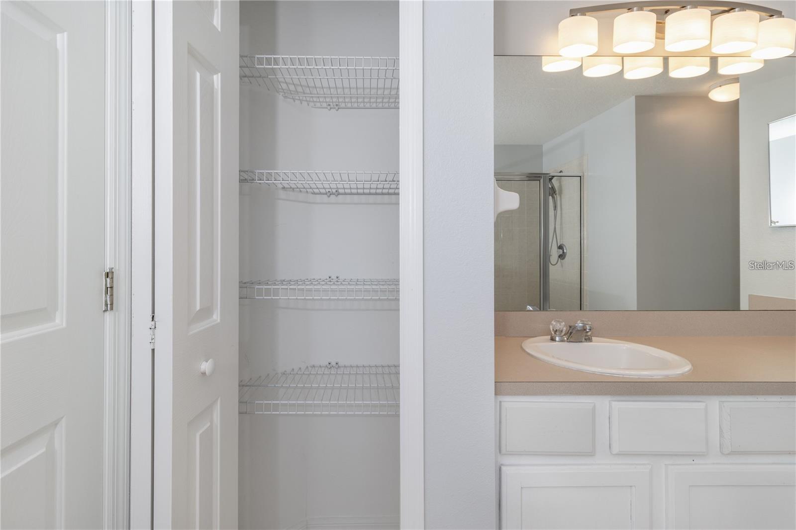 BALLANTRAE VILLAGE 01 - Residential