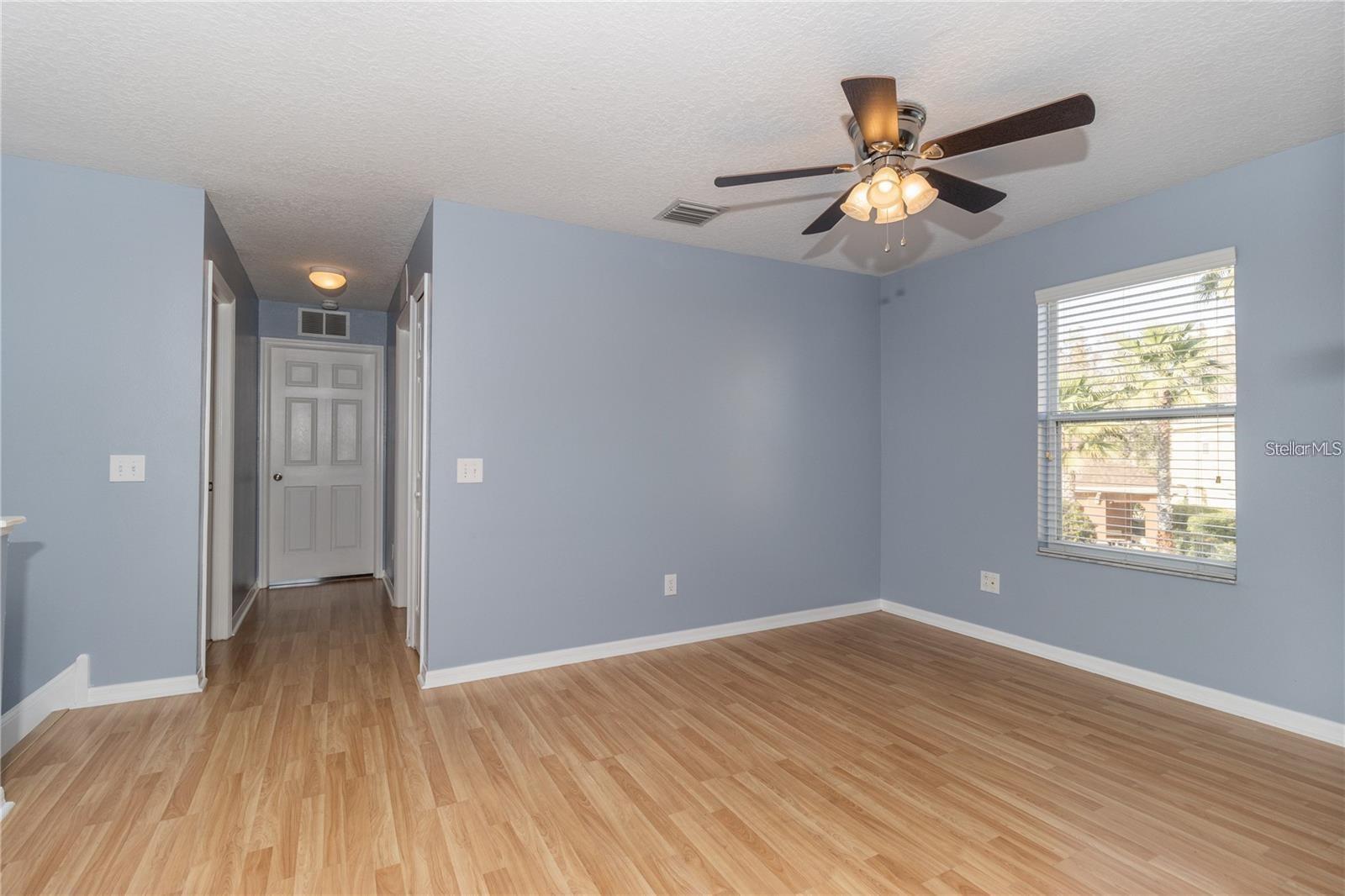 BALLANTRAE VILLAGE 01 - Residential
