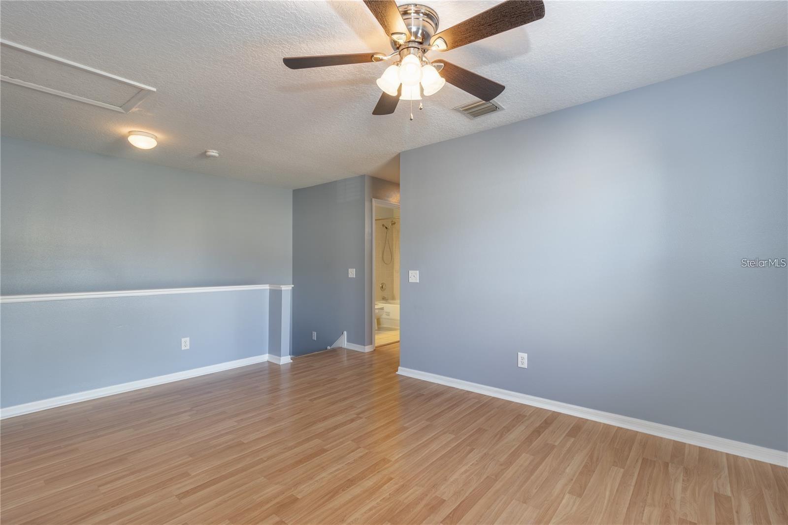 BALLANTRAE VILLAGE 01 - Residential