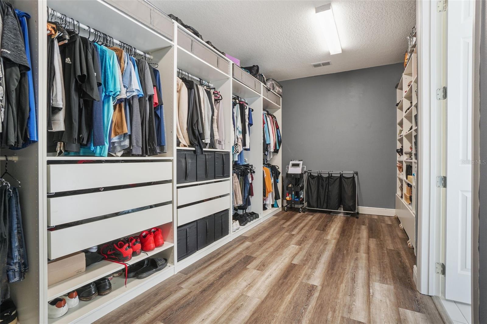 WOODLAND PARK PH 3 - Residential