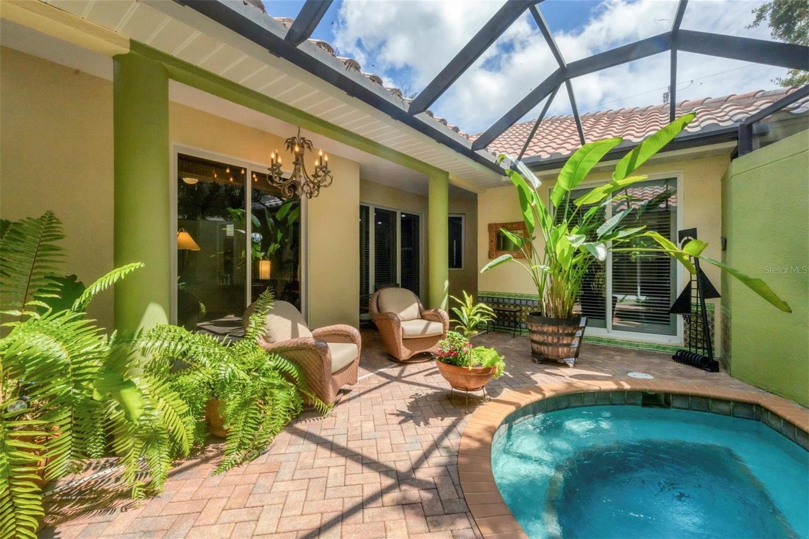 GRANADA - Residential