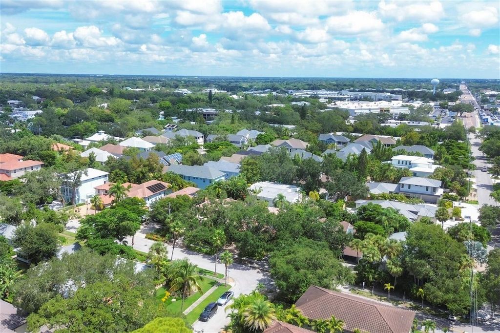 Photo of 3837 Camino Real Real, Sarasota, FL 34239 (MLS # A4672440)