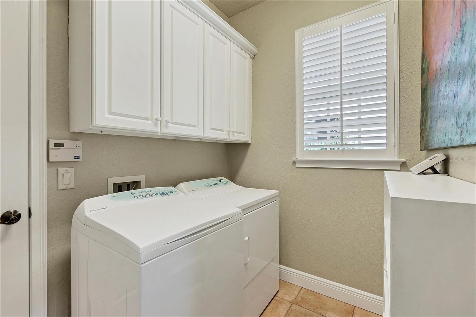 GRANADA - Residential