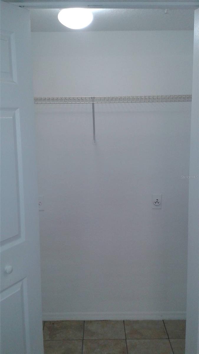 BONA VISTA CONDO - Residential Lease