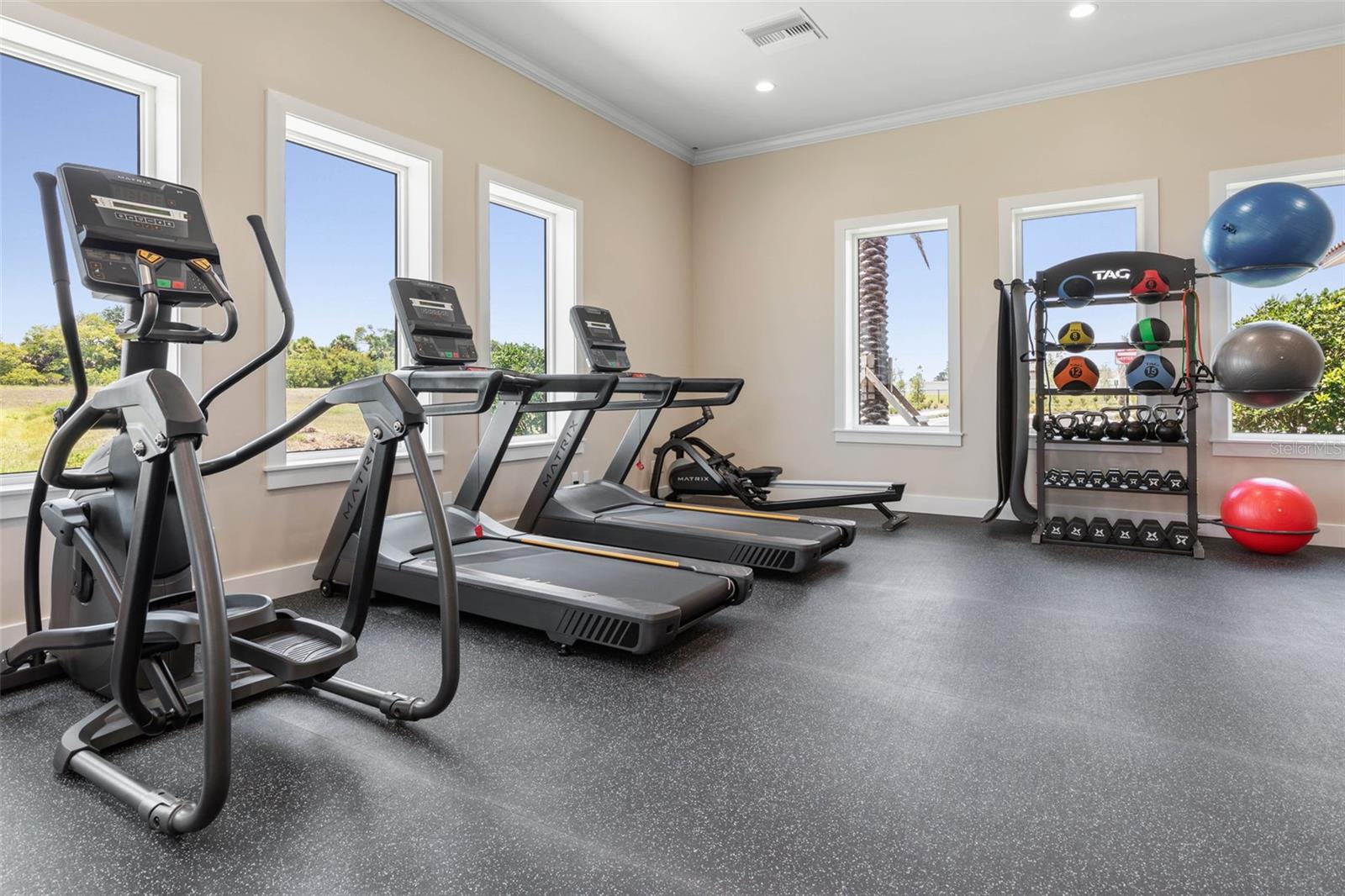 MARINA DEL PALMA - Residential