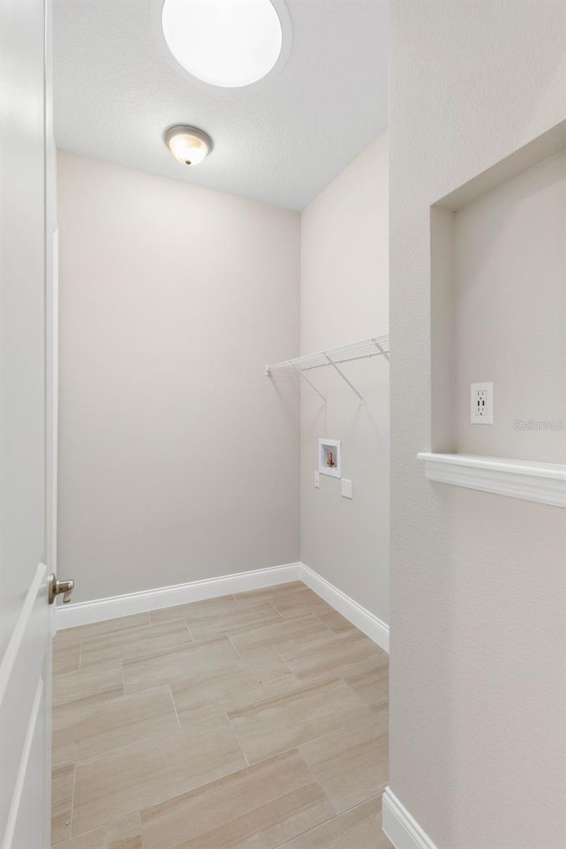 MARINA DEL PALMA - Residential