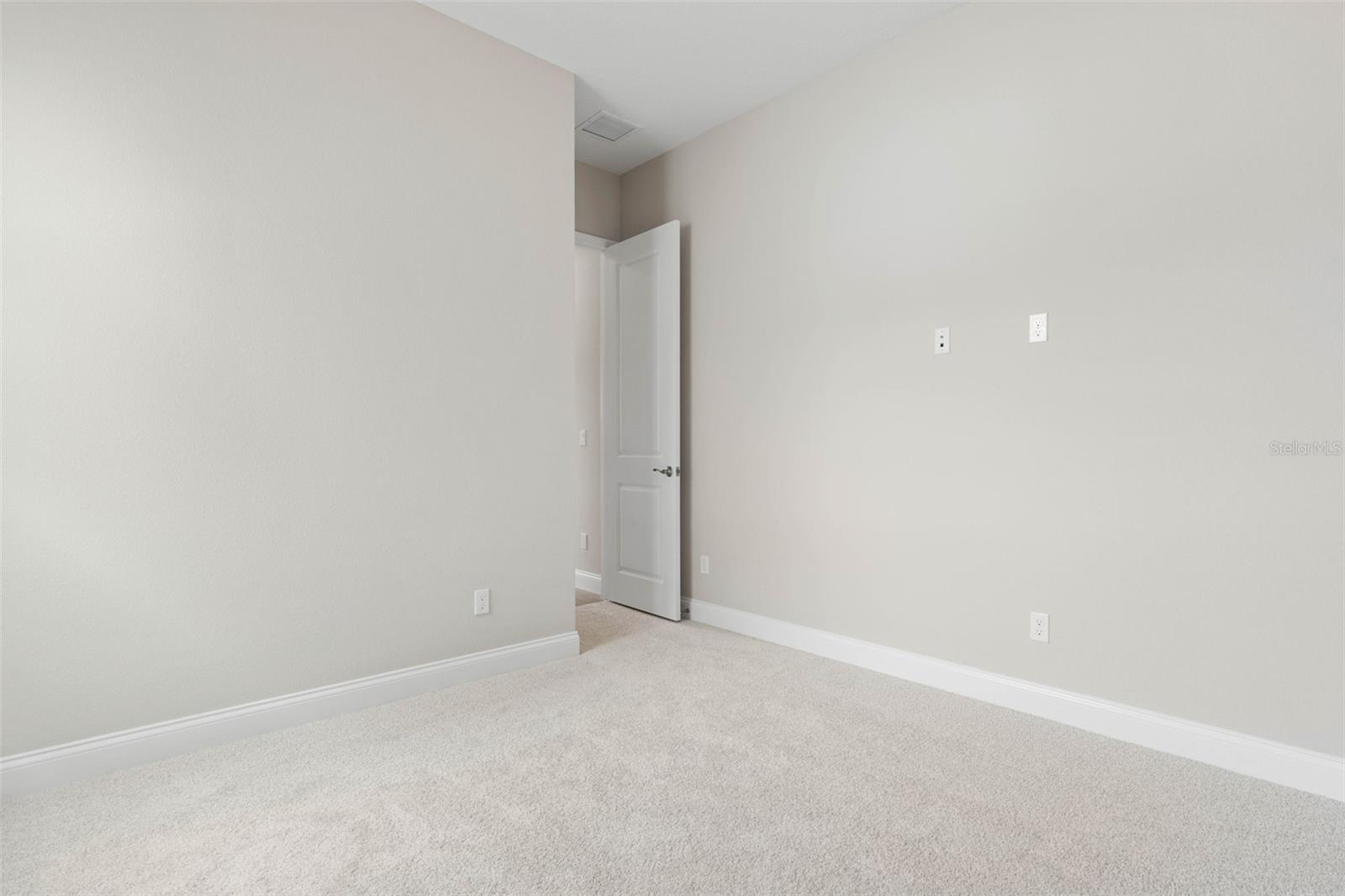 MARINA DEL PALMA - Residential