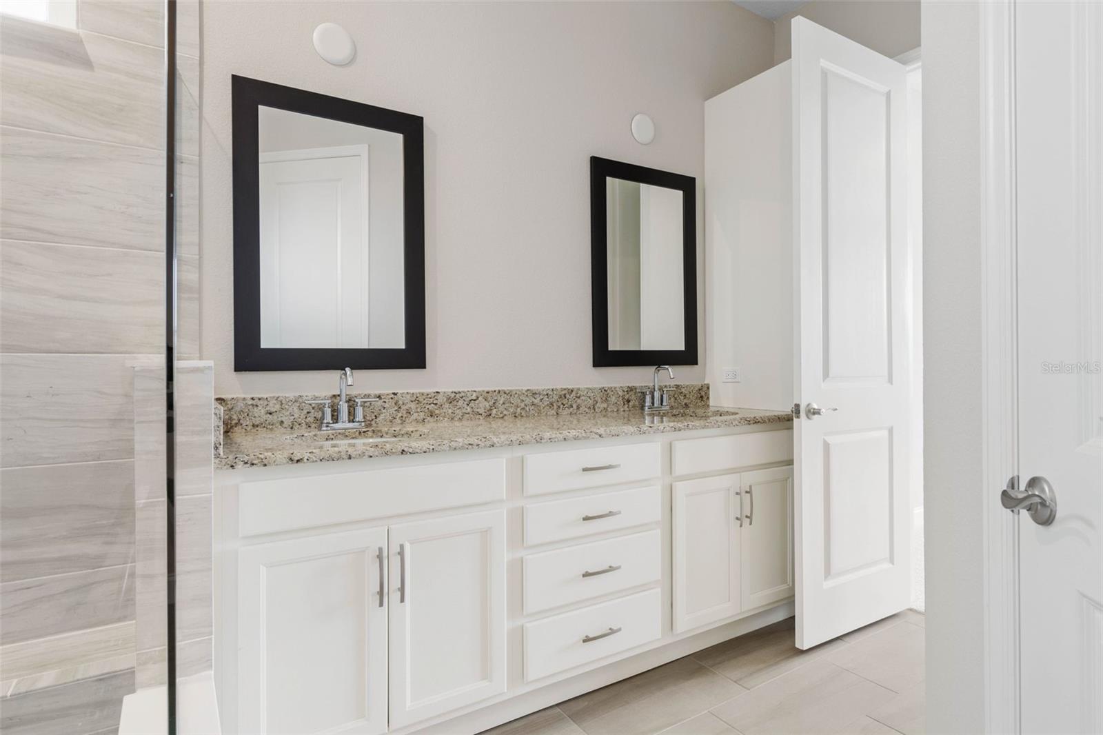 MARINA DEL PALMA - Residential