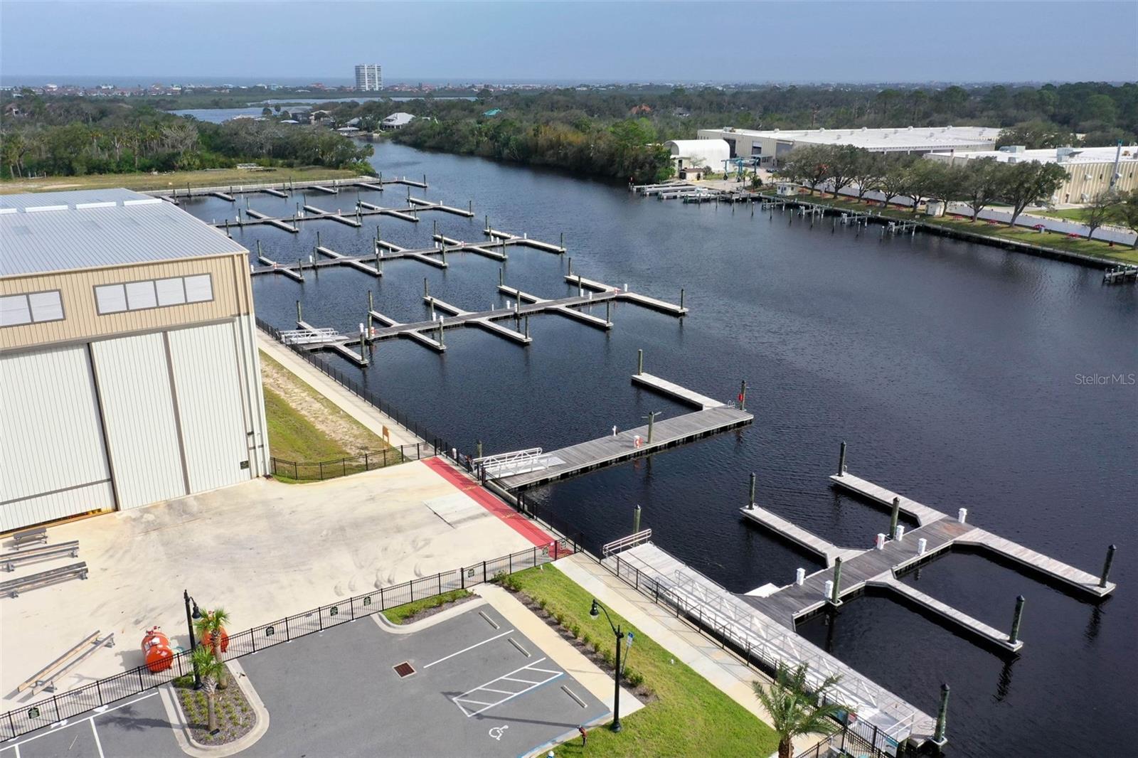 MARINA DEL PALMA - Residential