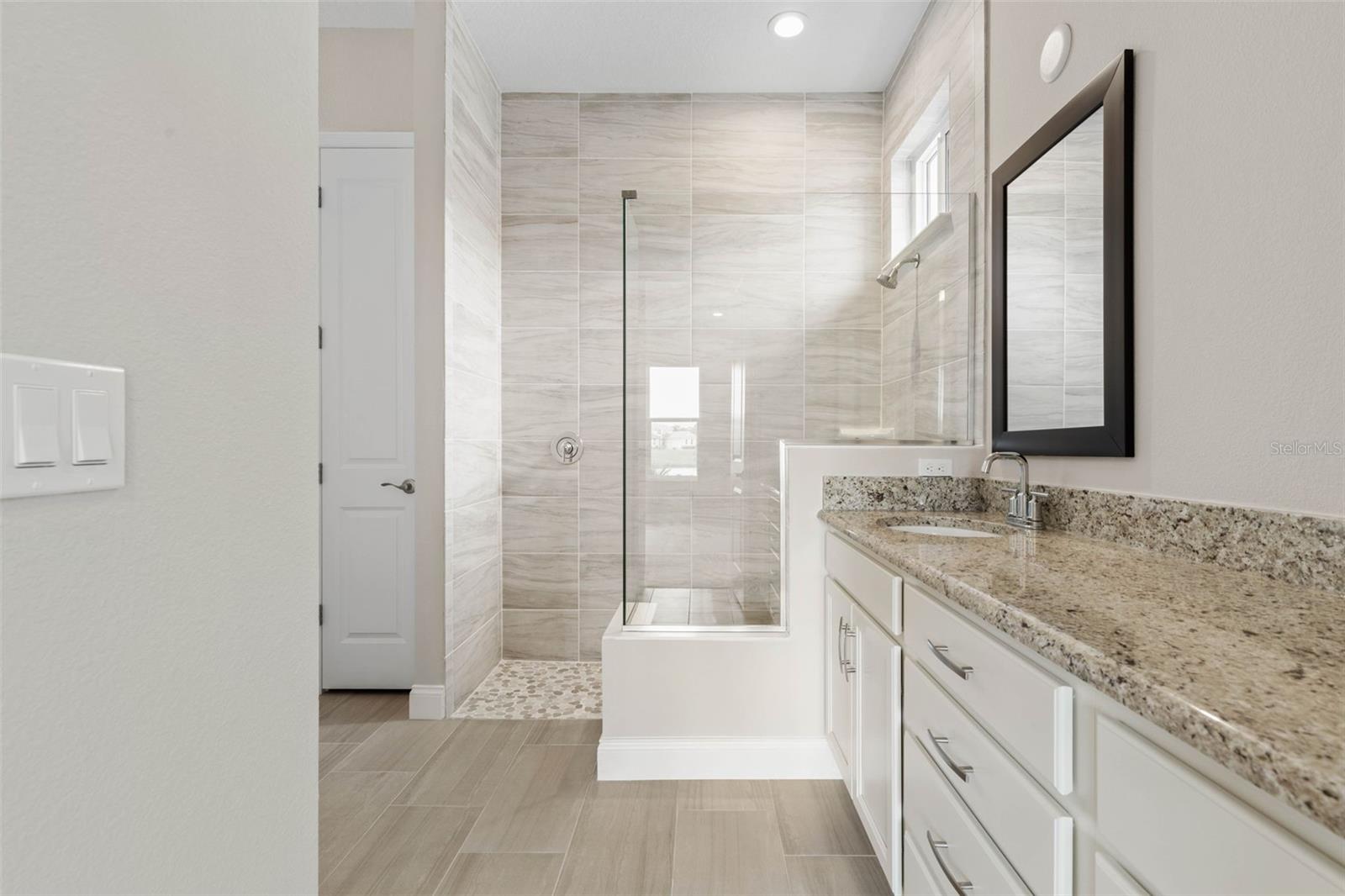 MARINA DEL PALMA - Residential