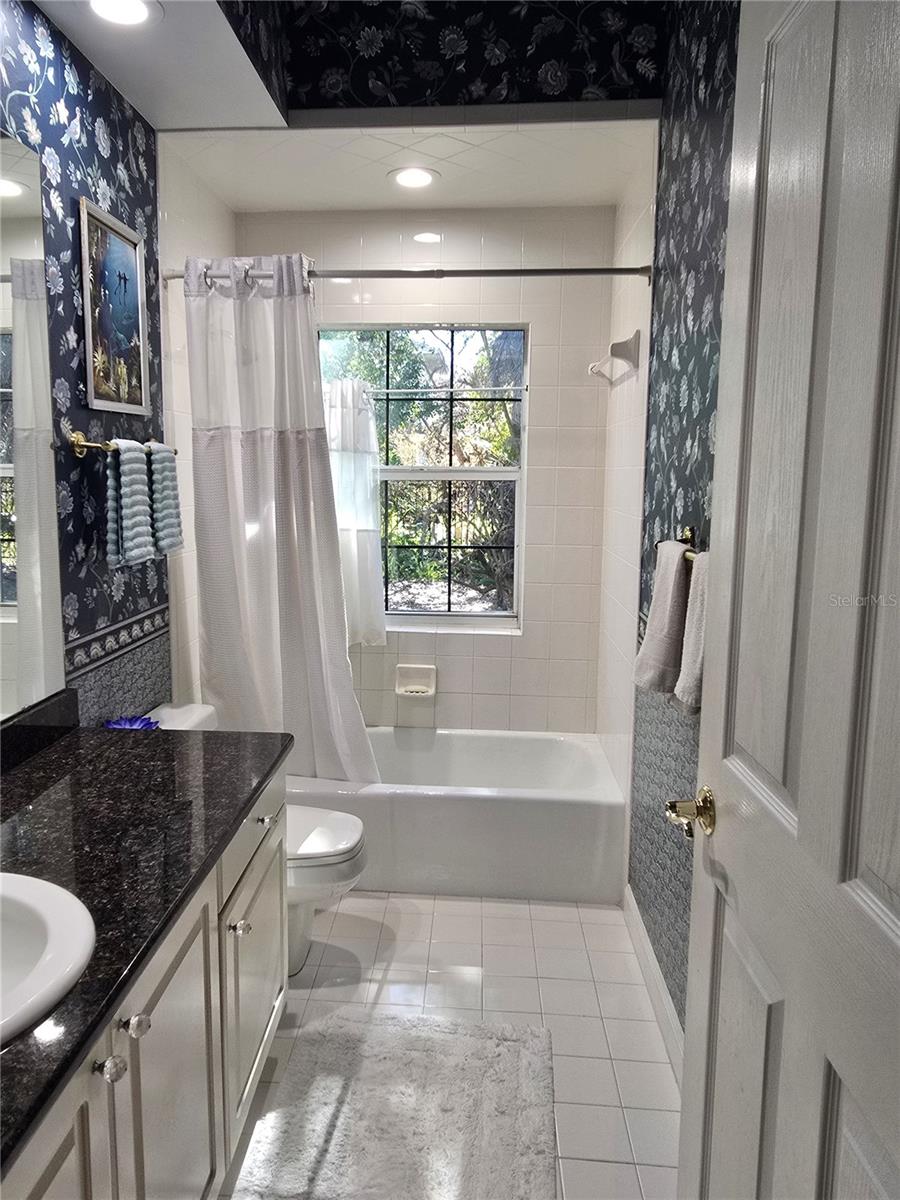 ELOISE POINTE ESTATES PB 72 PGS 4&5 - Residential