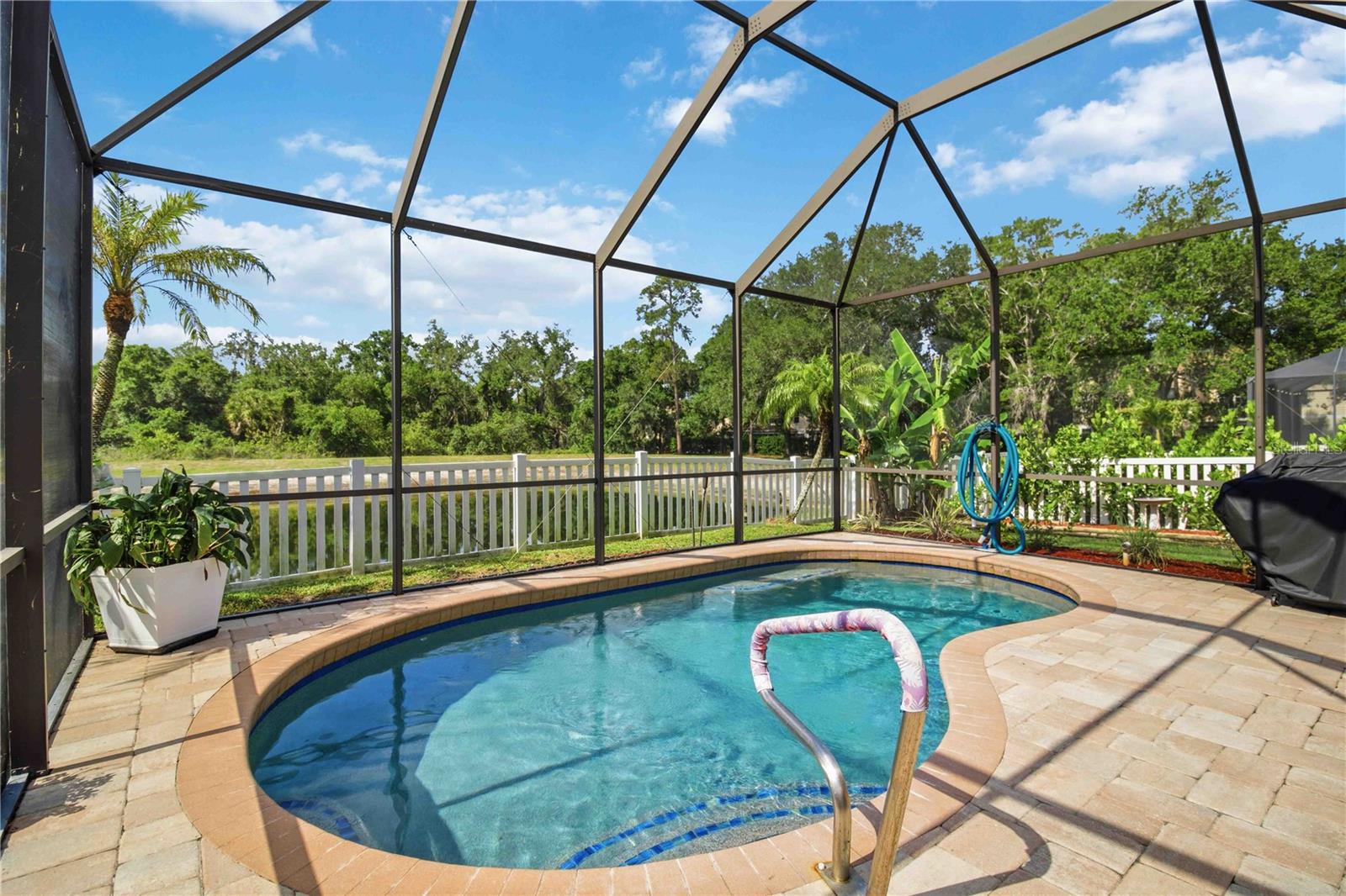 SUMMERFIELD VILLAGE CYPRESS BANKS - Residential