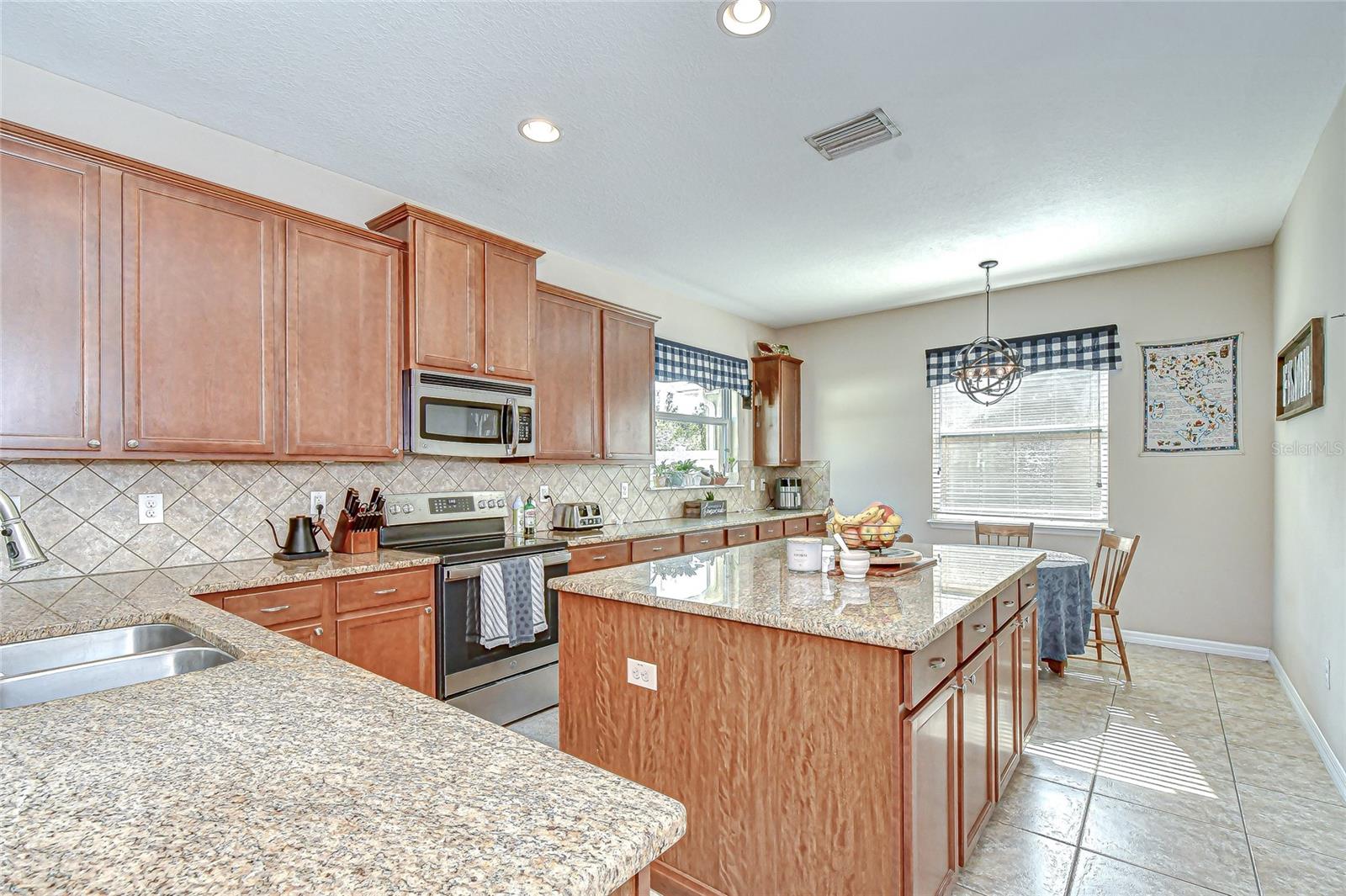 11614 WARREN OAKS PLACE