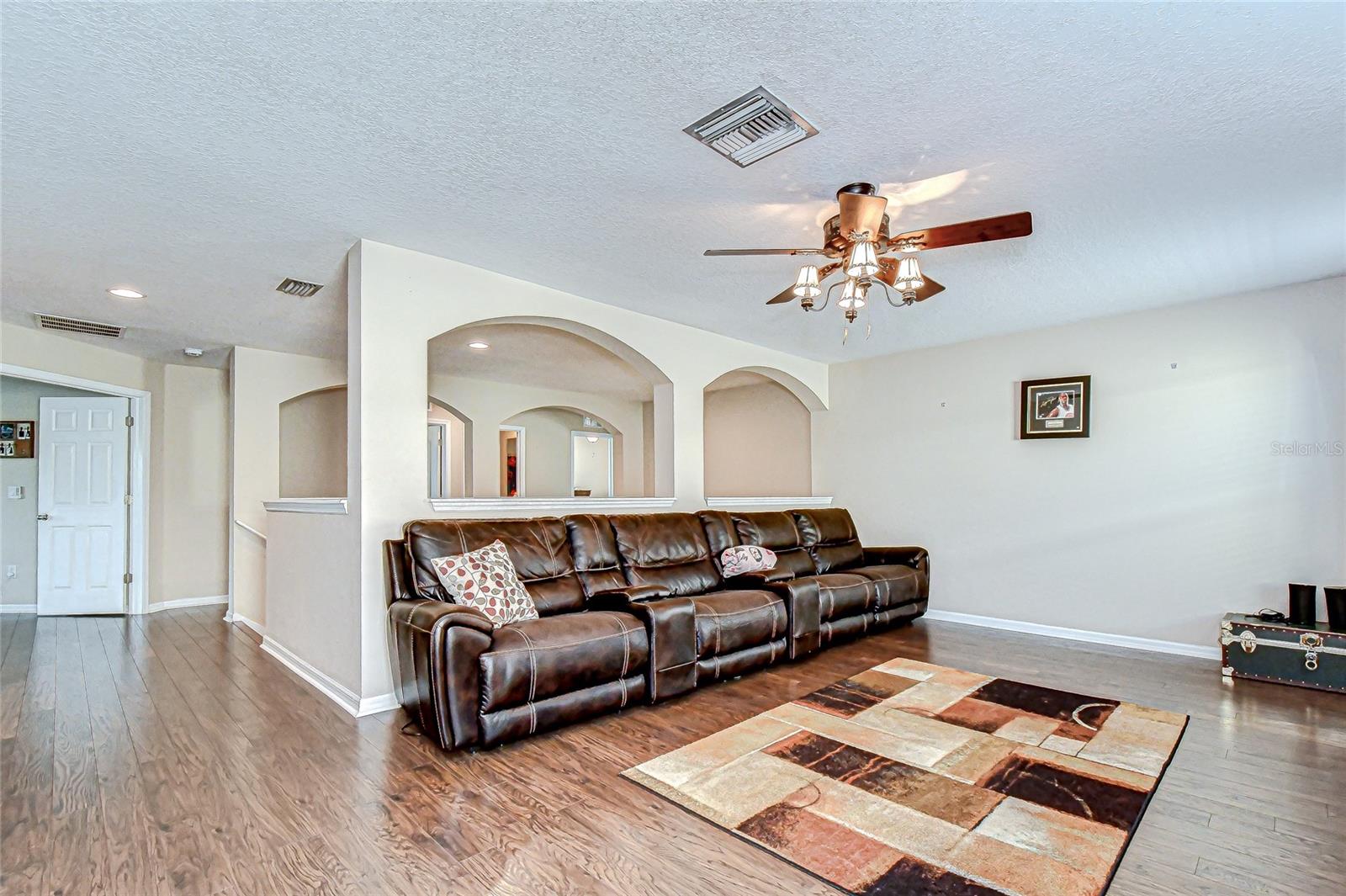 RIVERVIEW MEADOWS - Residential