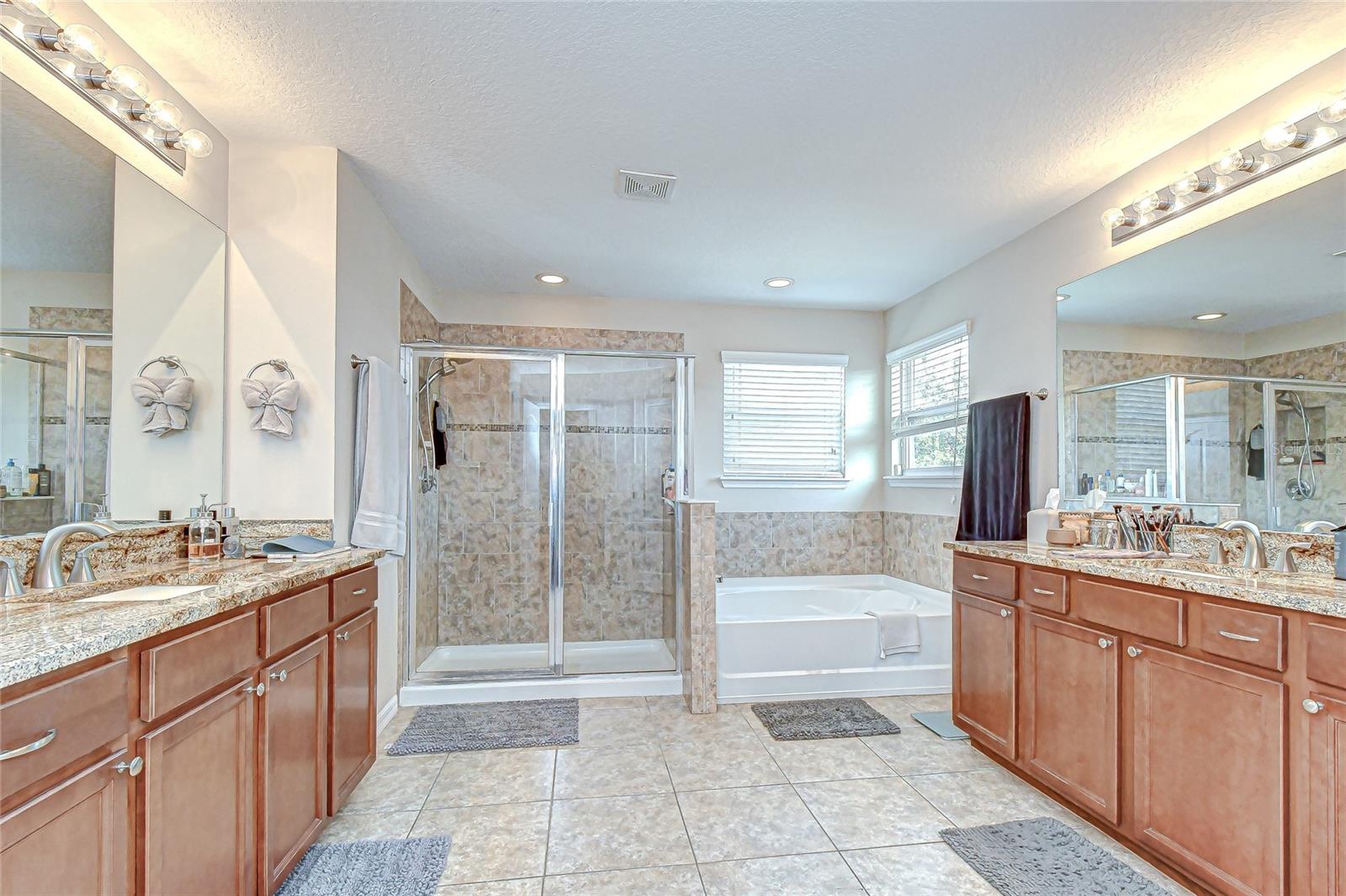 RIVERVIEW MEADOWS - Residential