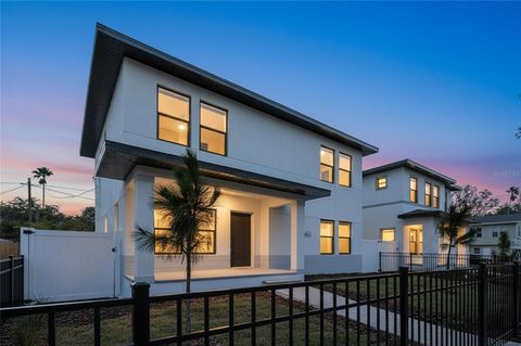 4613 QUEENSBORO AVENUE S ST PETERSBURG FL 33711