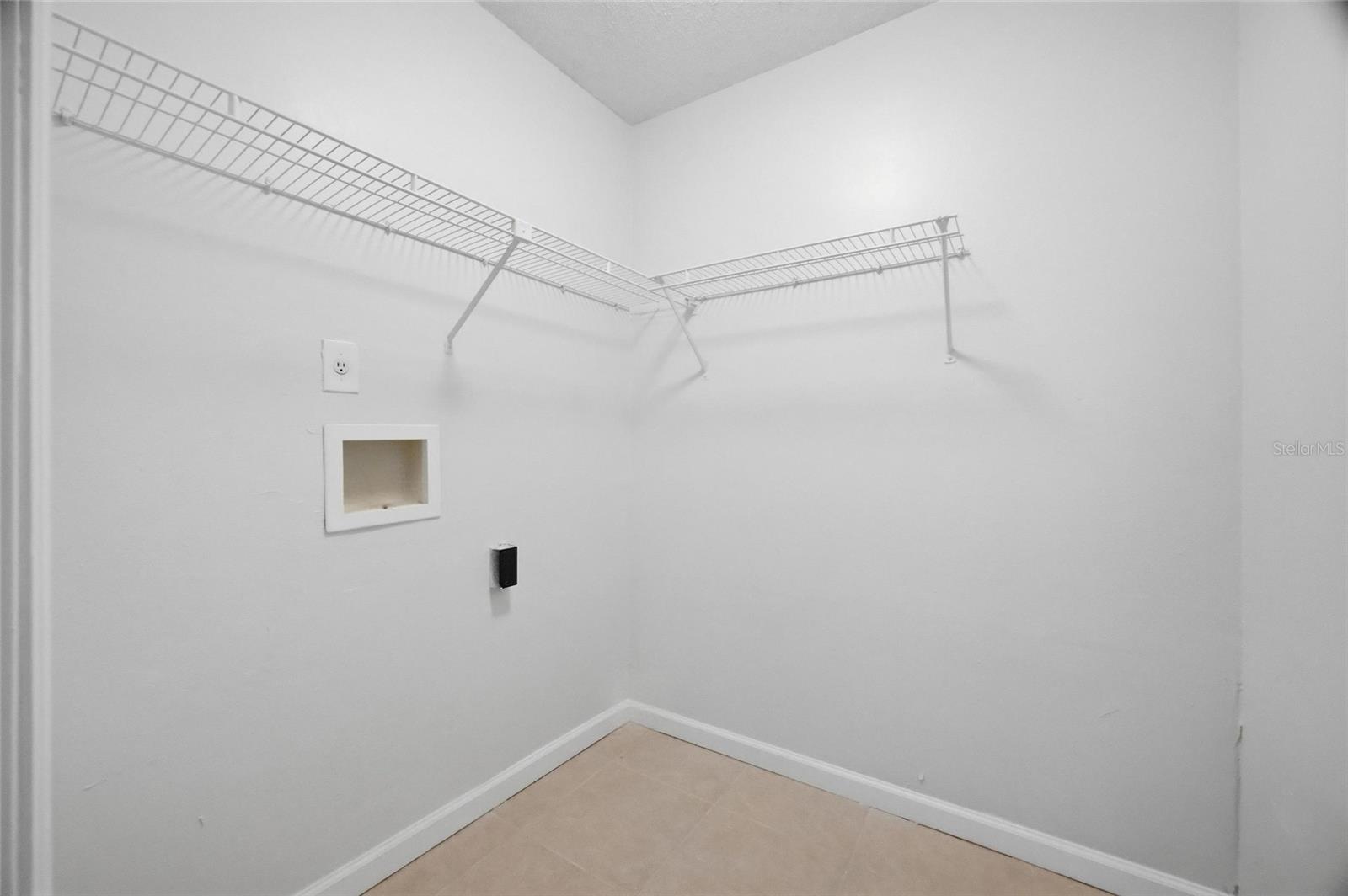 BLOOMINGDALE SEC W - Residential