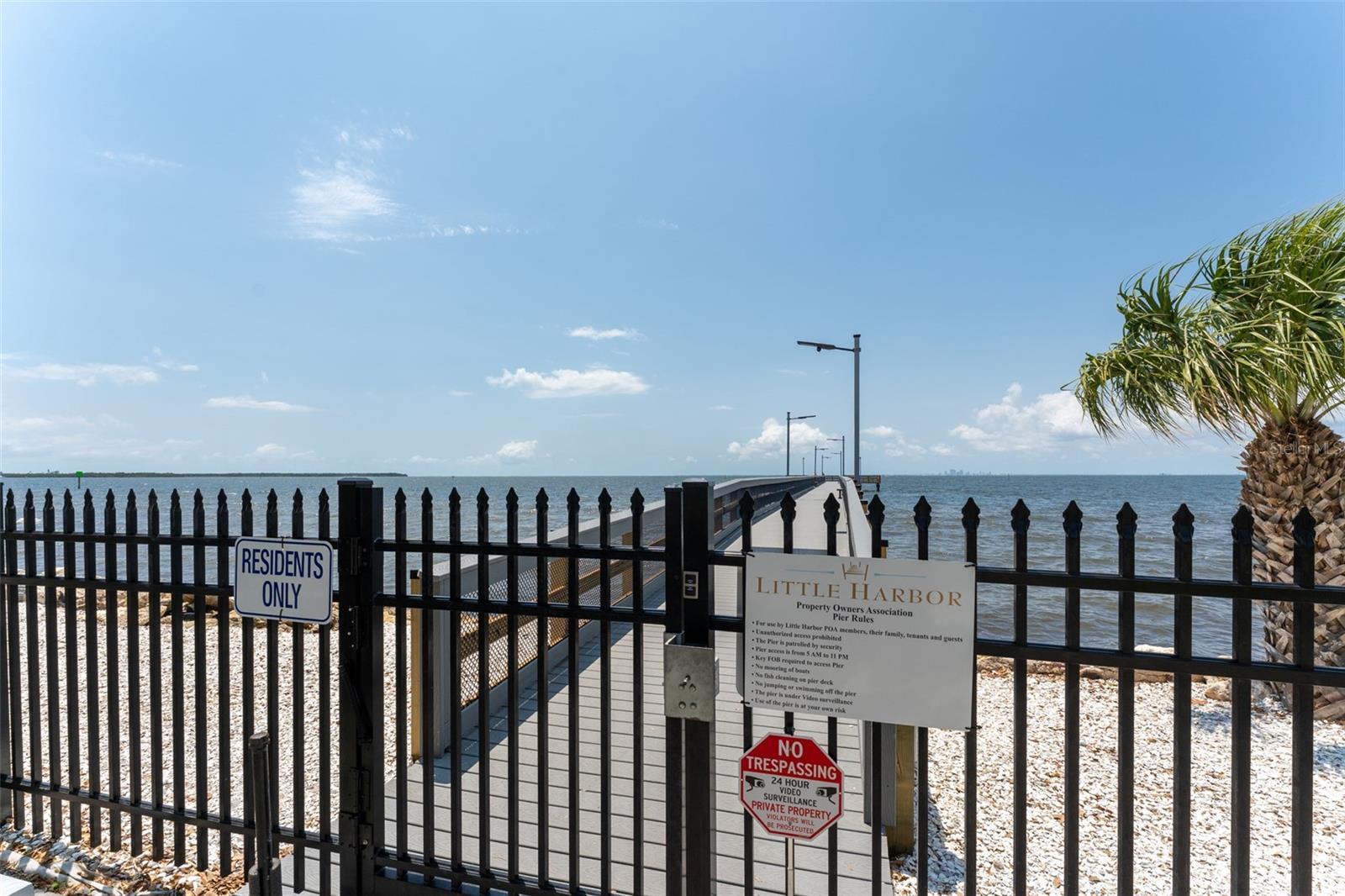 ISLAND RESORT AT MARINERS CLUB - Residential